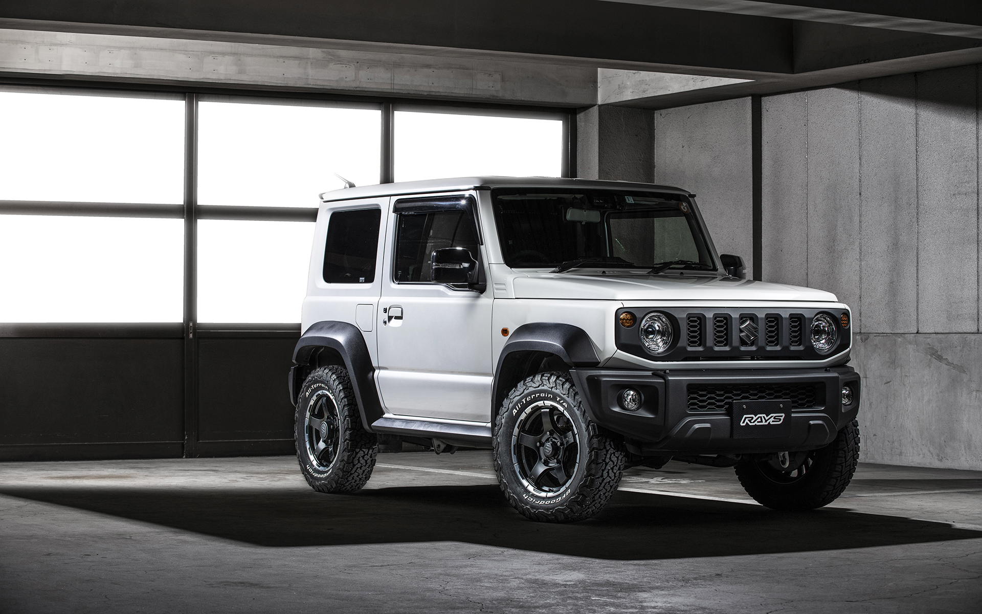 57CR-X2を装着したジムニーシエラ（JB74）