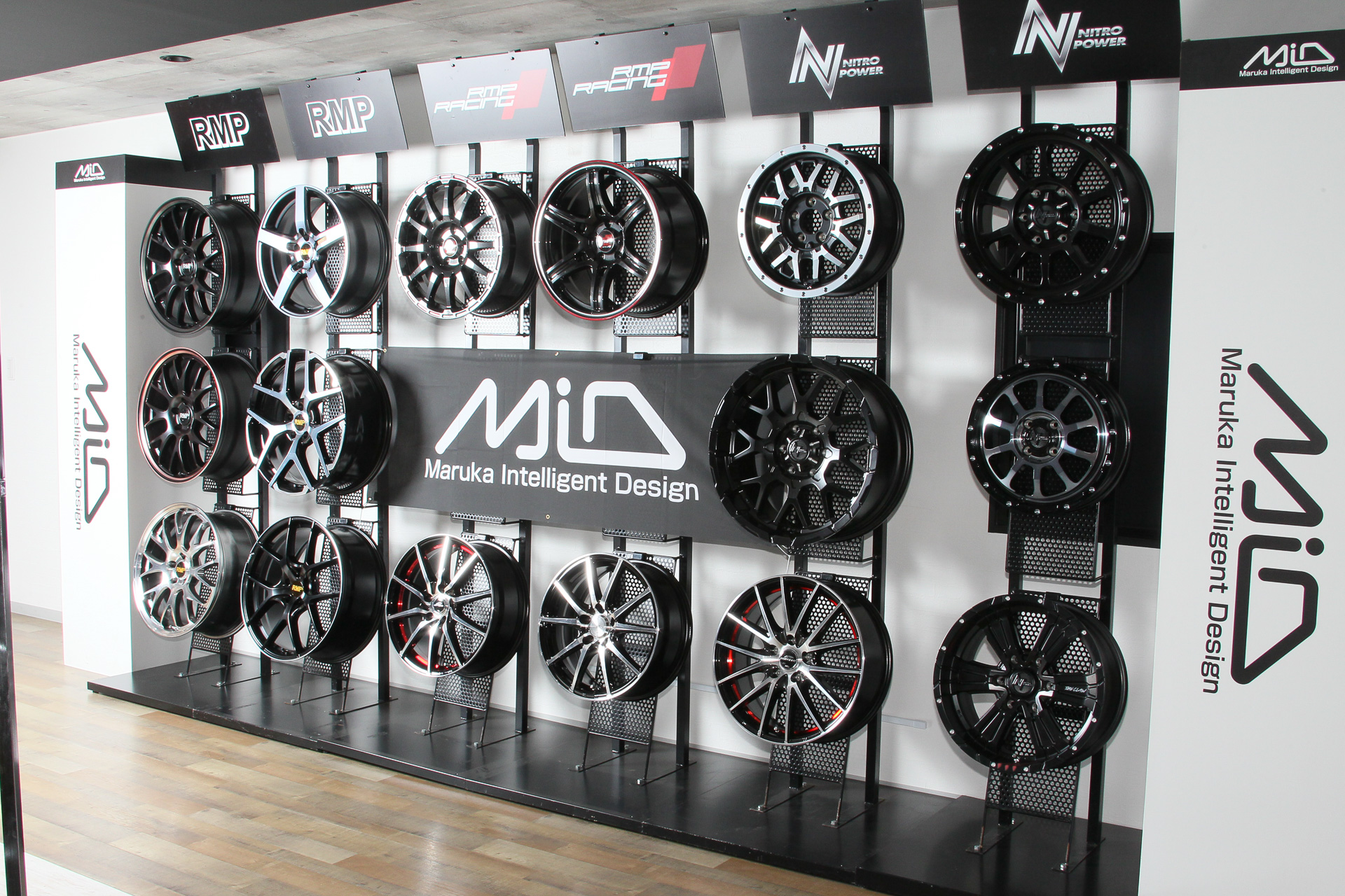 MIDブランドでは数多くの製品をラインアップしているが、どの製品も安全、安心なホイールであることを確実に保証されたもの。それでいて価格設定はリーズナブル