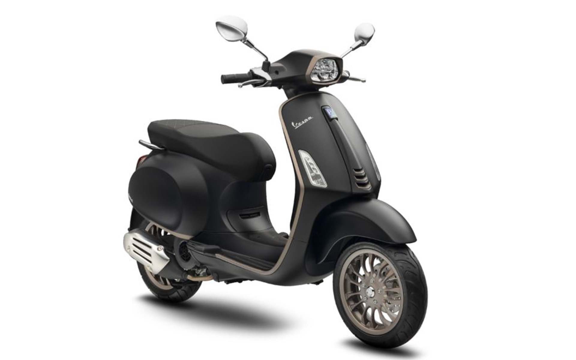 ボディカラー：マットブラック