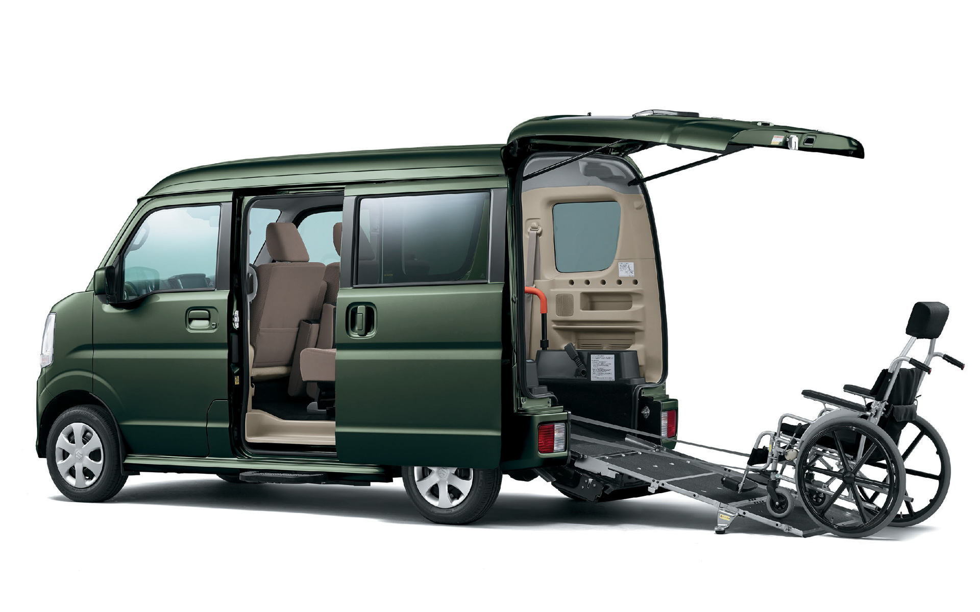 エブリイワゴン 車いす移動車