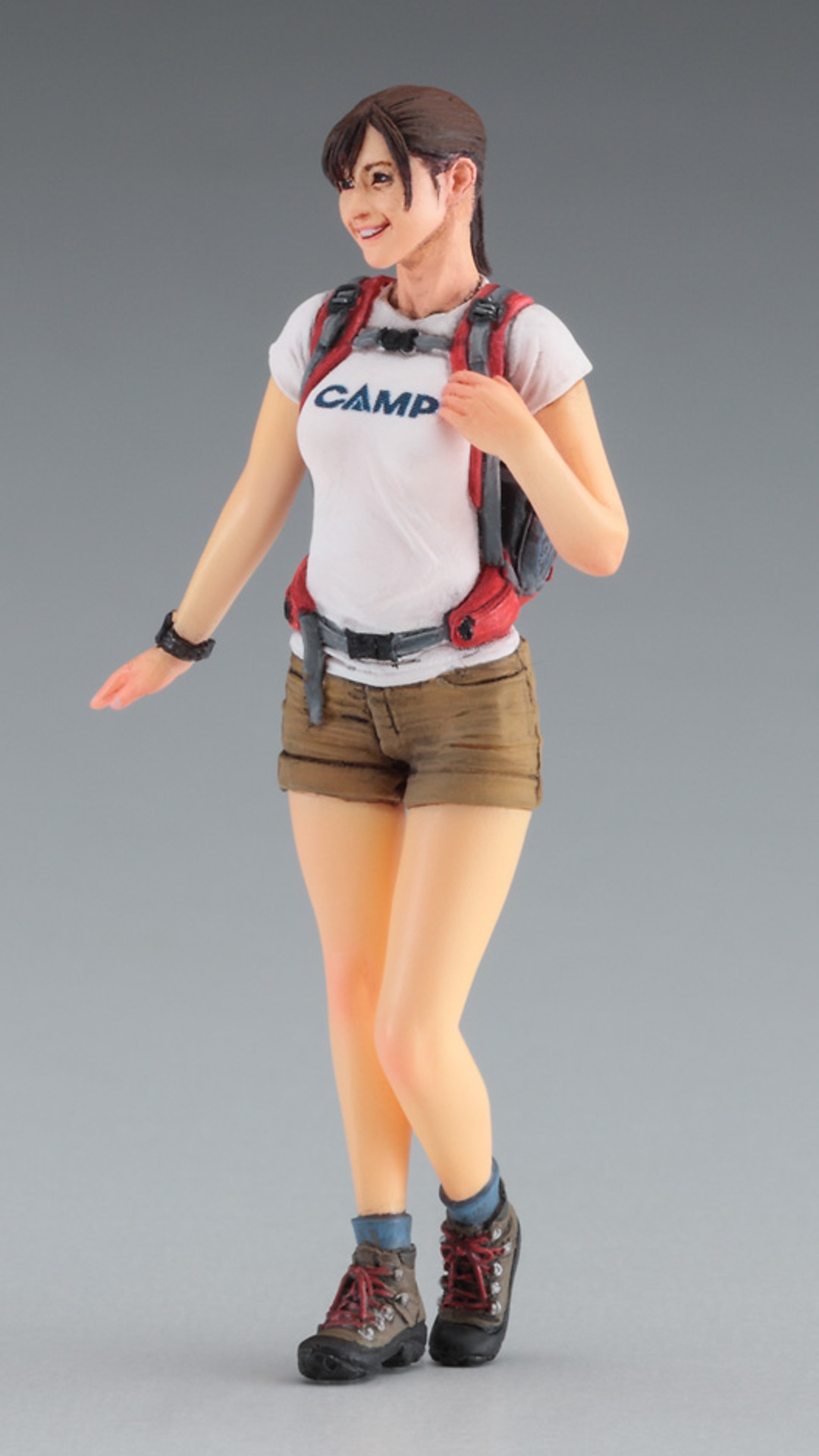 1/24 女性キャンパーフィギュア