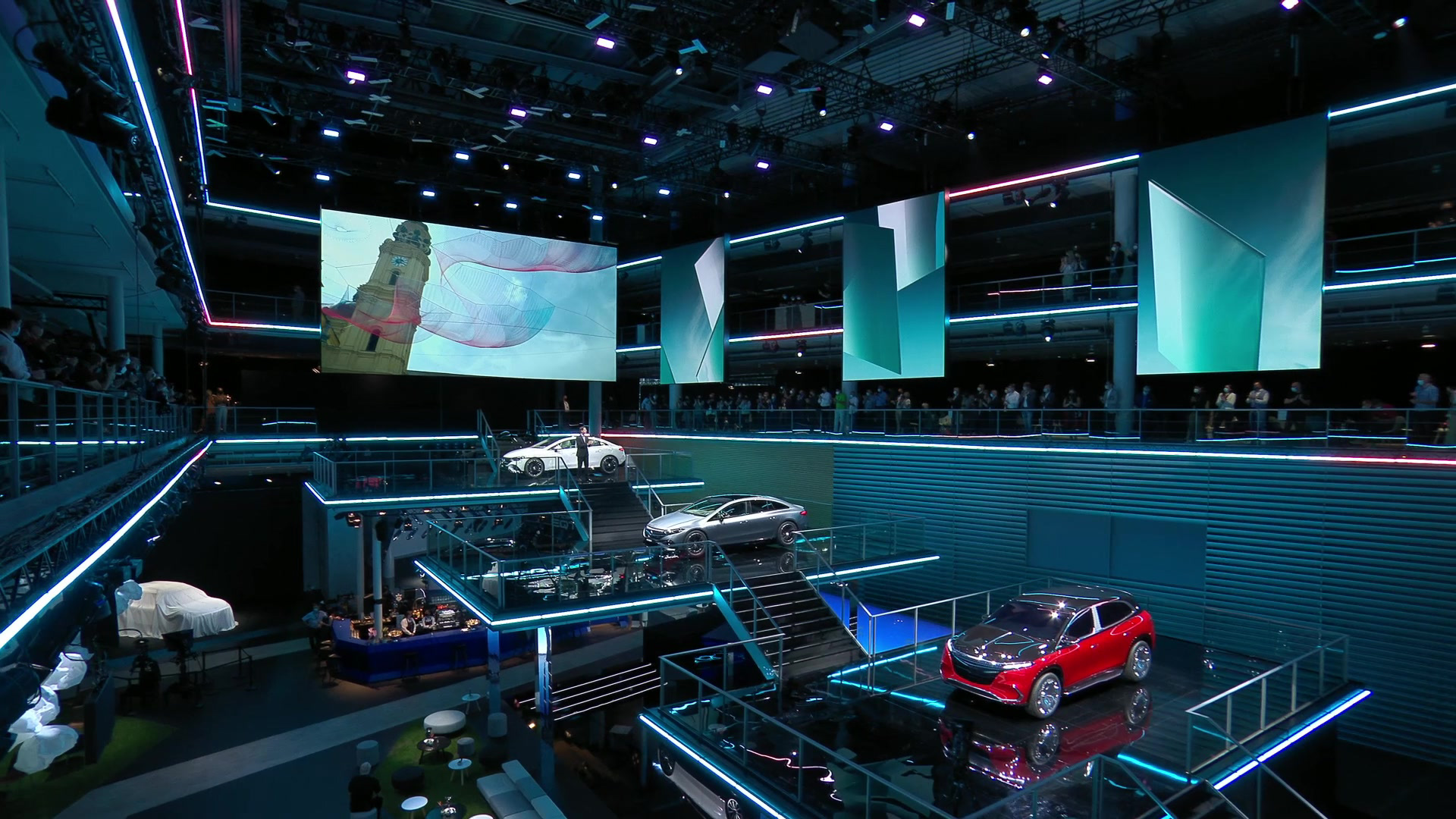 デジタルワールドプレミアを実施