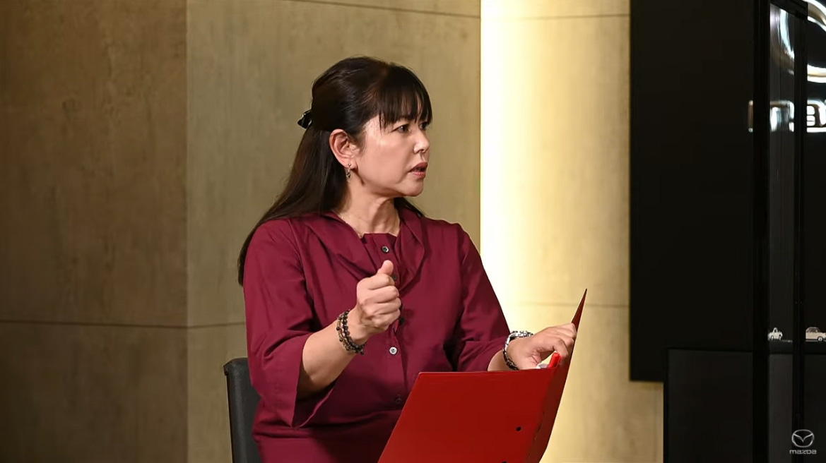 新サービスの効果について感想を述べる竹岡氏