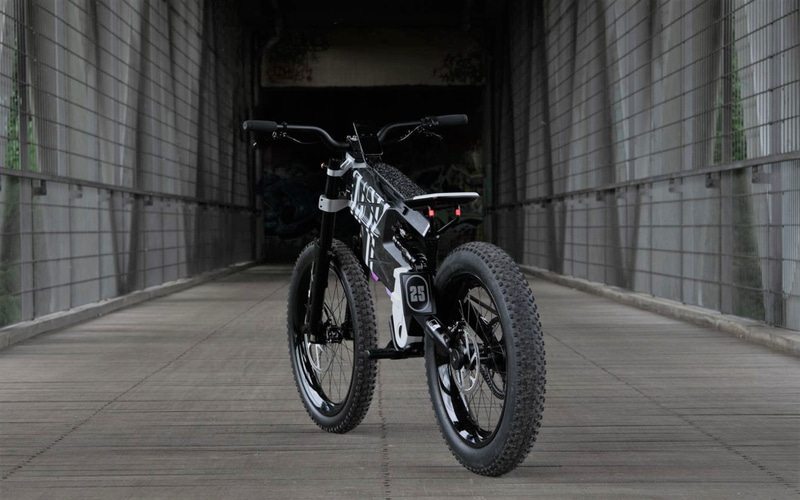 洋書◆自転車の写真集 本 象徴的なデザイン ロードバイク BMW ほか 洋書◇自転車の写真集 本 象徴的なデザイン ロードバイク BMW