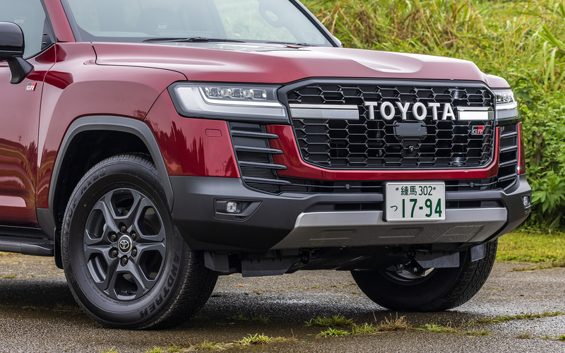 試乗インプレ】基準車と何が違う？ 新型「ランドクルーザー GR SPORT