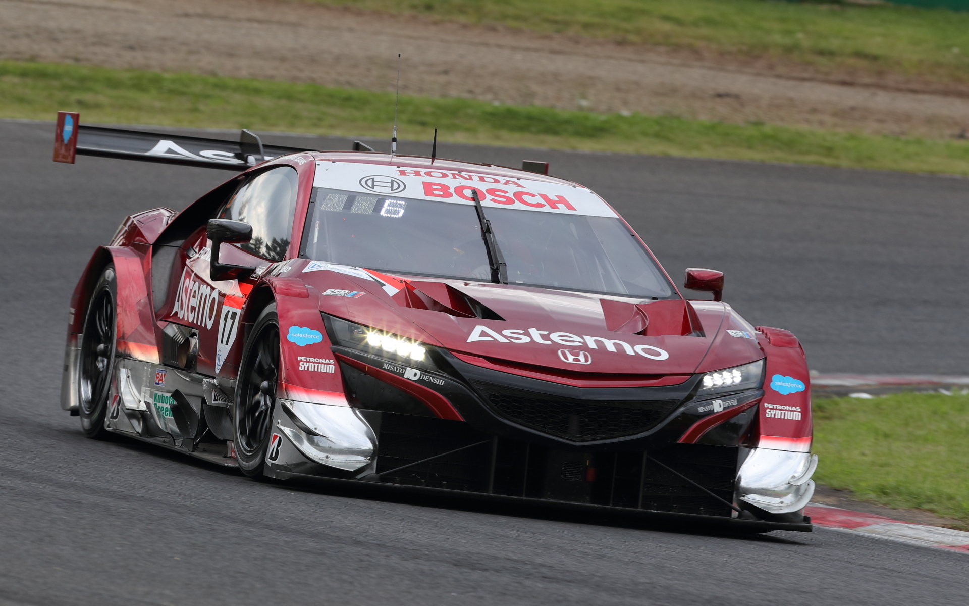 サクセスウェイト60kgを積んだ状態で見事にGT500クラス予選4位になった17号車 Astemo NSX-GT（塚越広大/ベルトラン・バゲット組、BS）