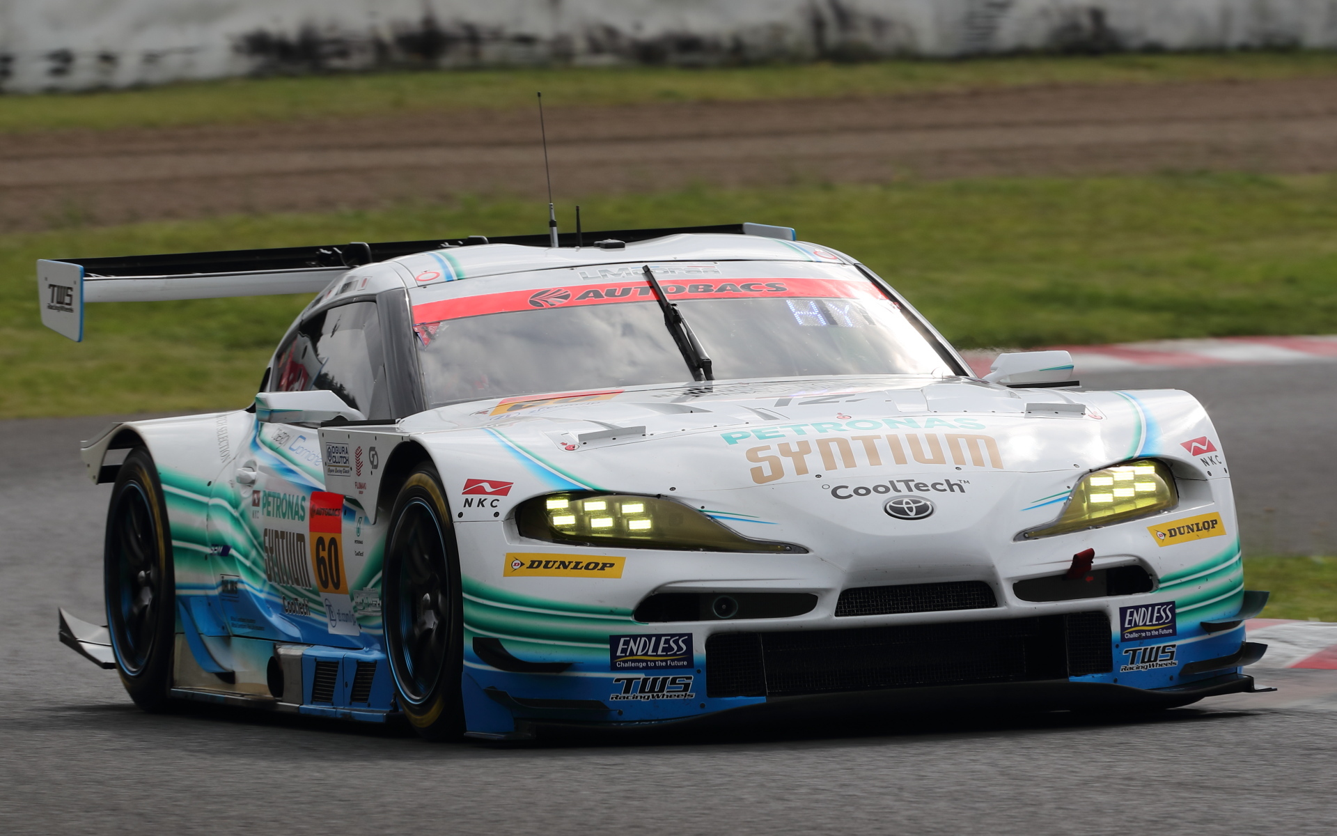 GT300クラス3位は60号車 SYNTIUM LMcorsa GR Supra GT（吉本大樹/河野駿佑組、DL）