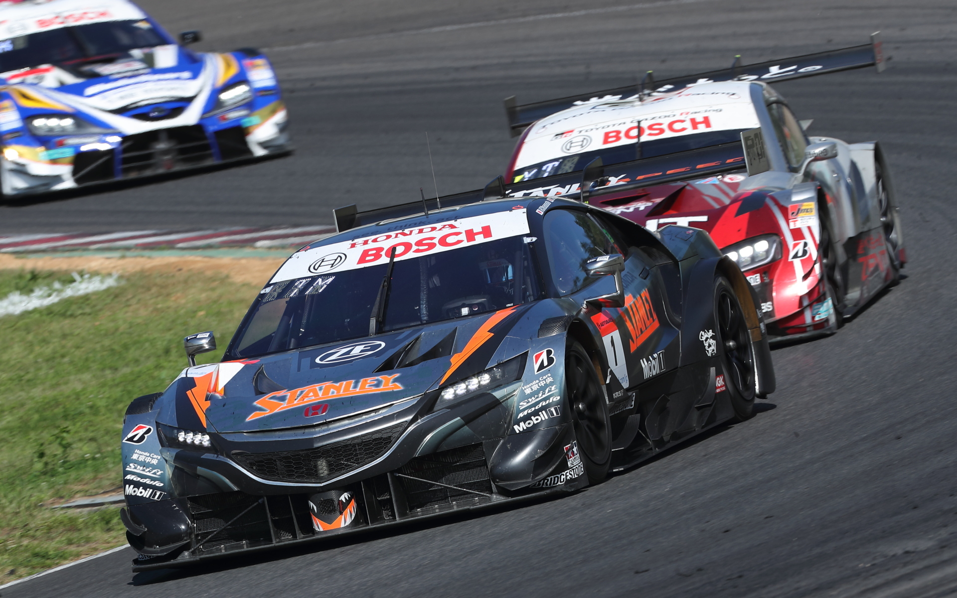 2位に入った1号車 STANLEY NSX-GT（山本尚貴/牧野任祐組、BS）