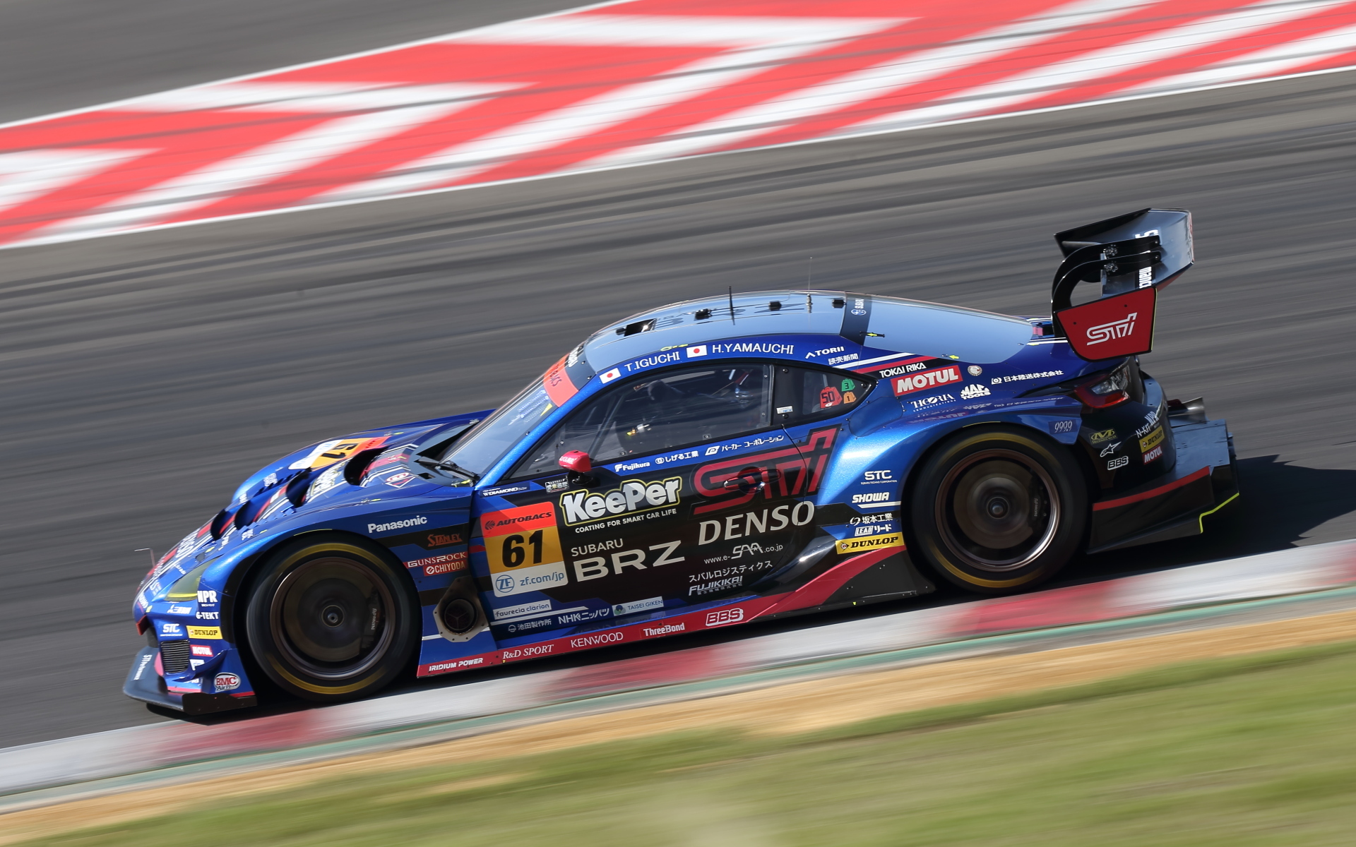 3年ぶりに優勝した61号車 SUBARU BRZ R＆D SPORT（井口卓人/山内英輝組、DL）