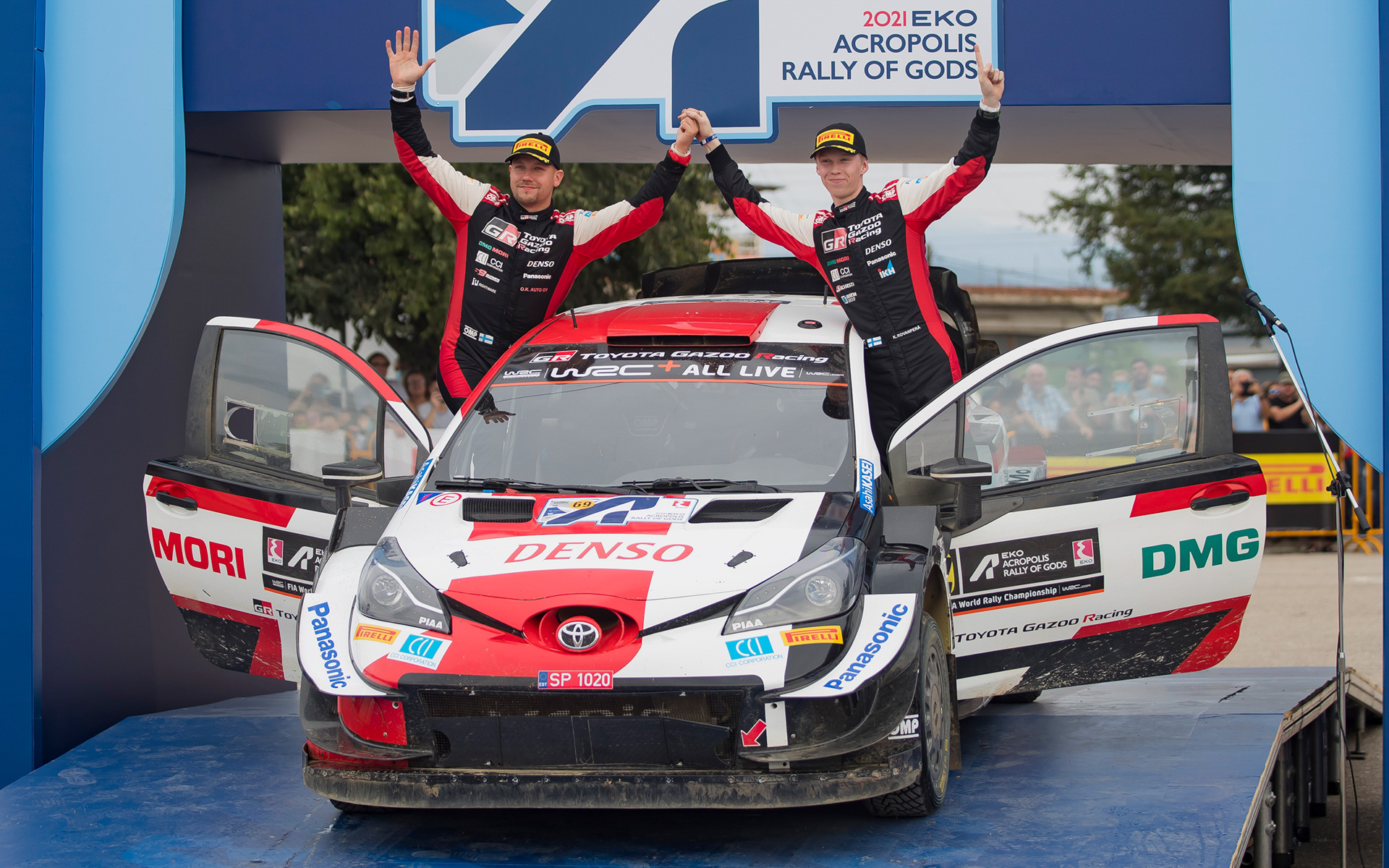 69号車のカッレ・ロバンペラ/ヨンネ・ハルットゥネン組