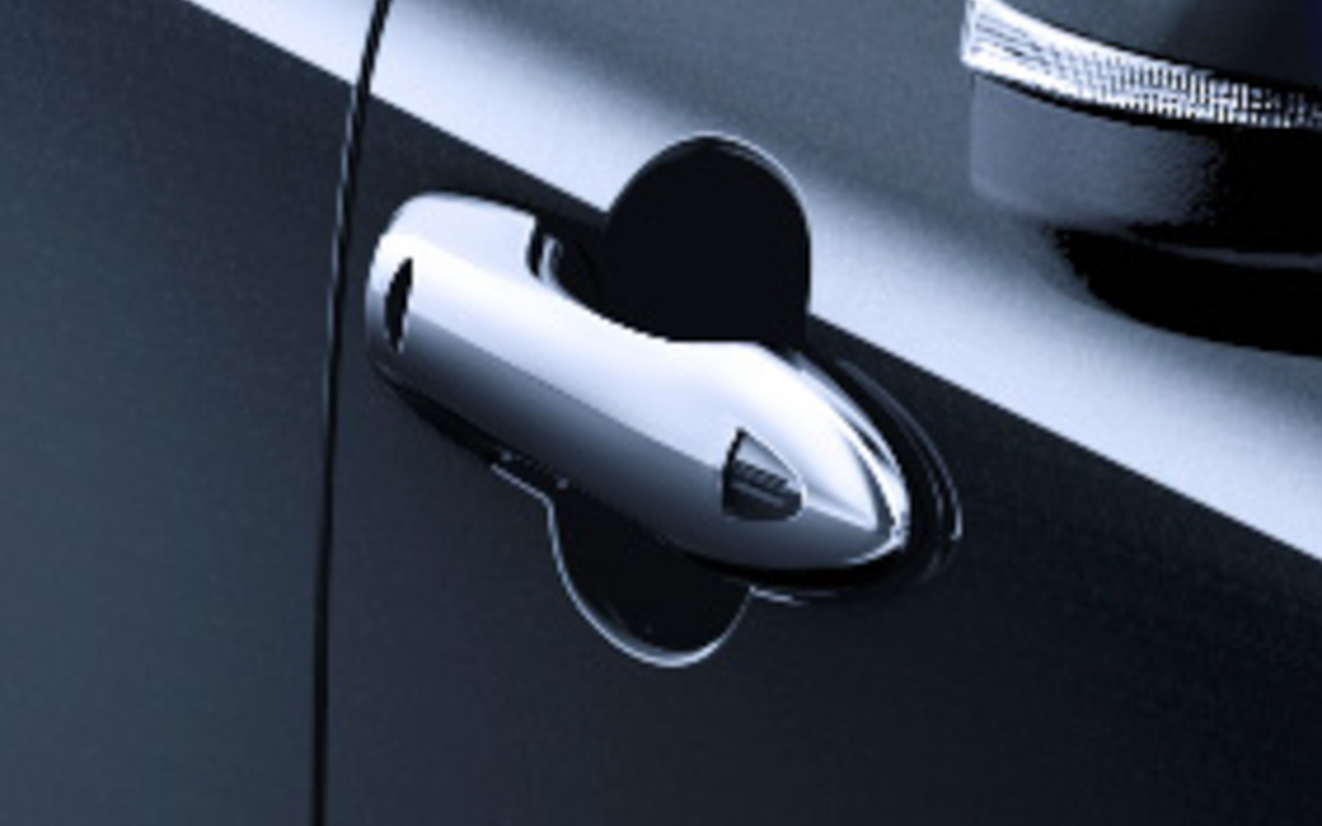 ドアハンドルガーニッシュ（メッキ）　1万3200円