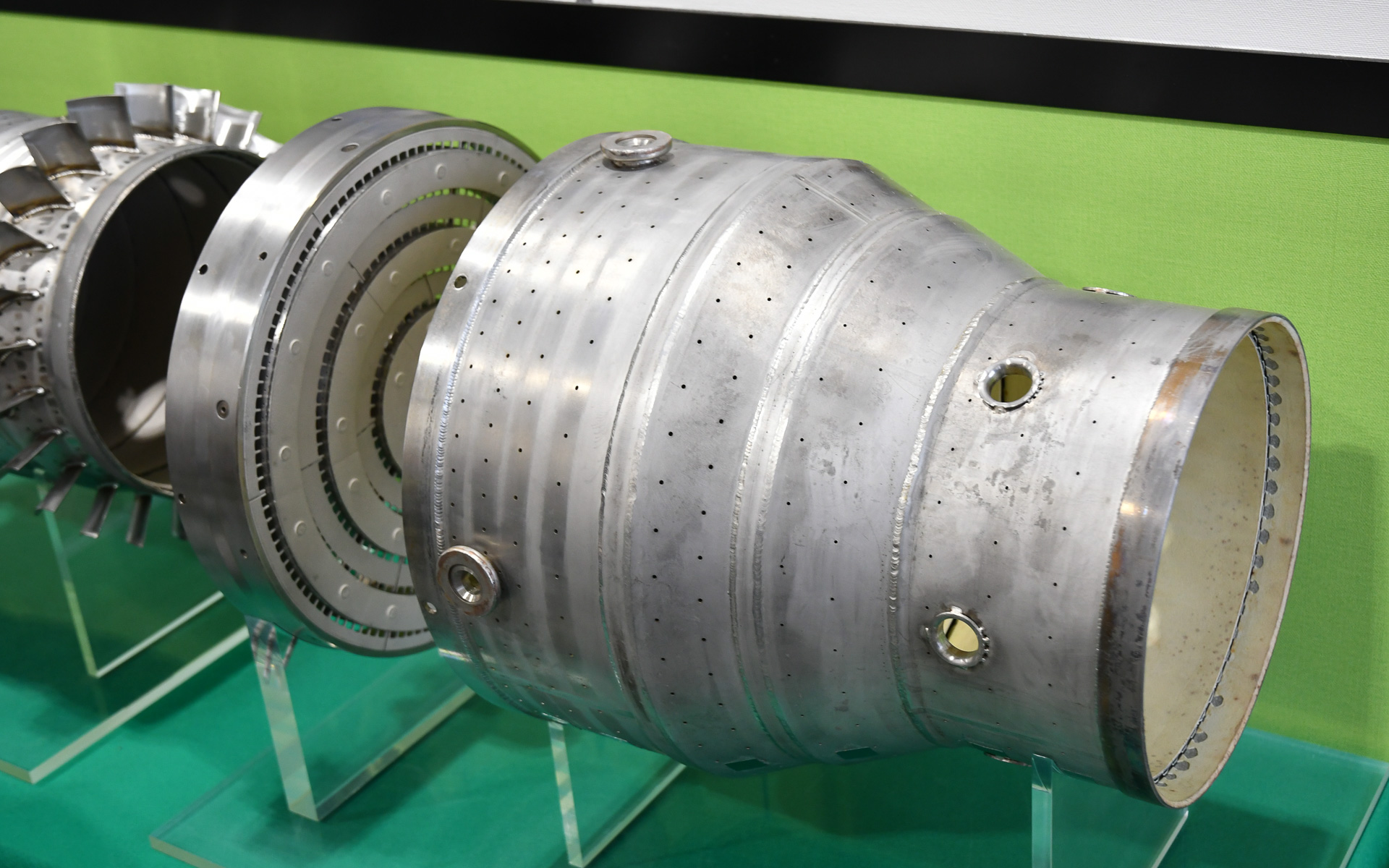 川崎重工が開発を行なっている水素ドライ燃焼方式の燃焼室