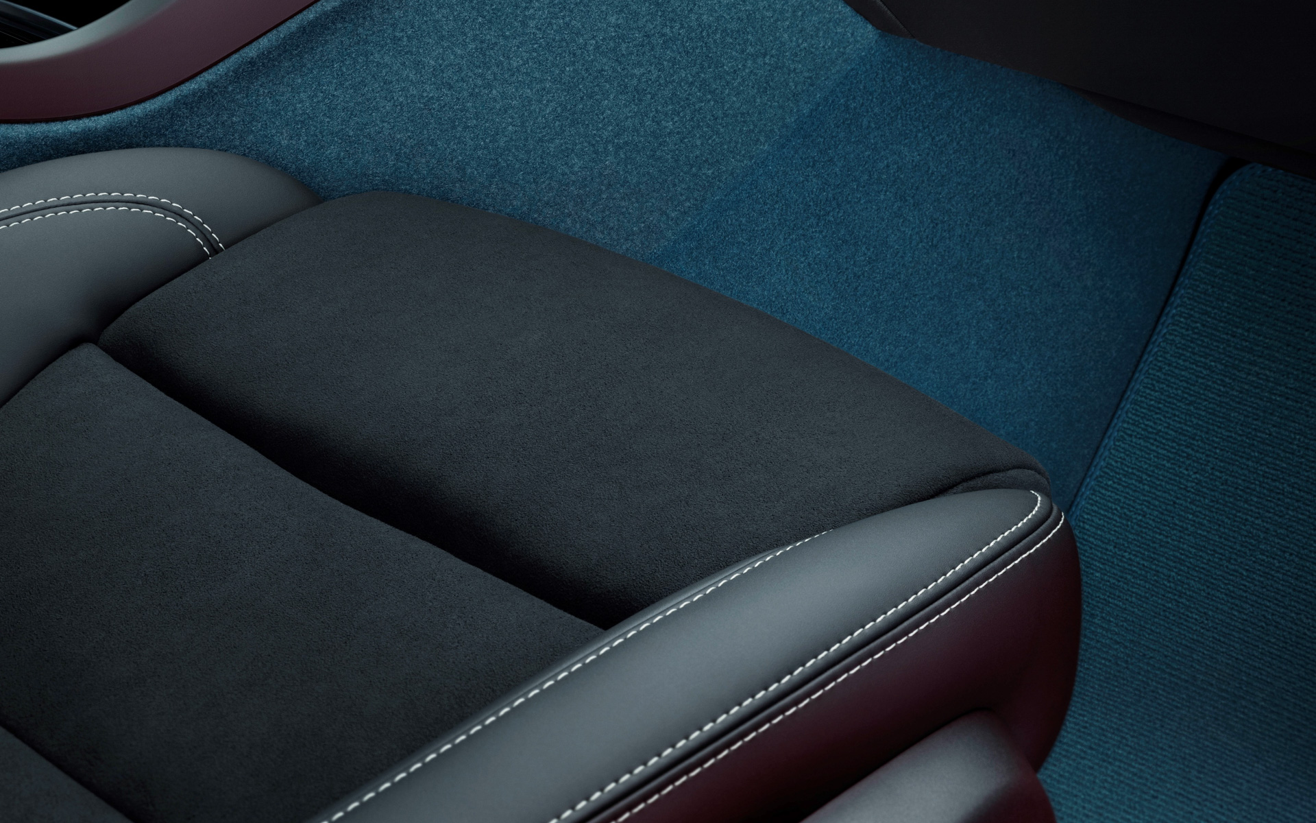 新型EV「C40 Recharge」のインテリア