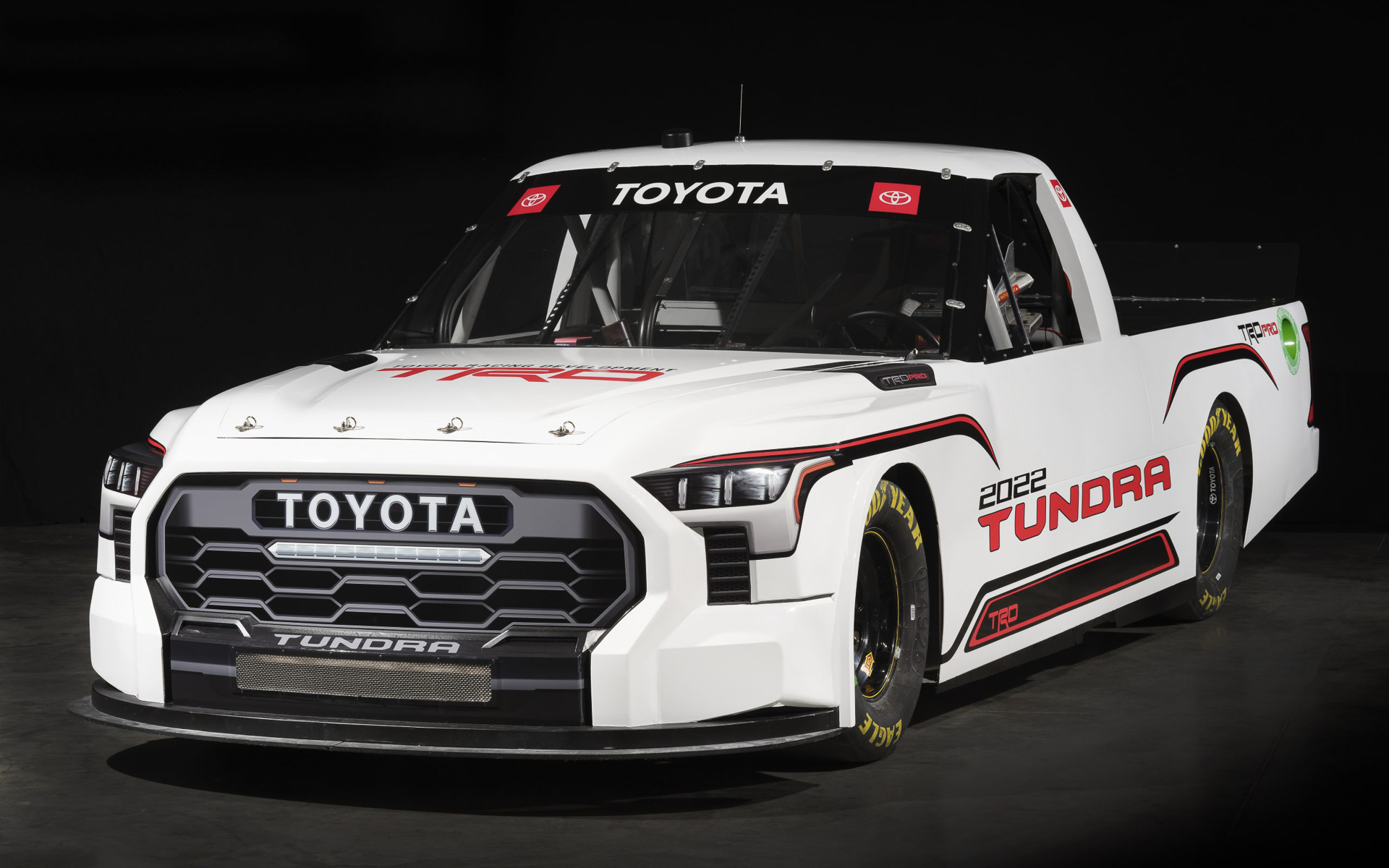 NASCARキャンピング・ワールド・トラック・シリーズ参戦用の新型「タンドラTRDプロ」