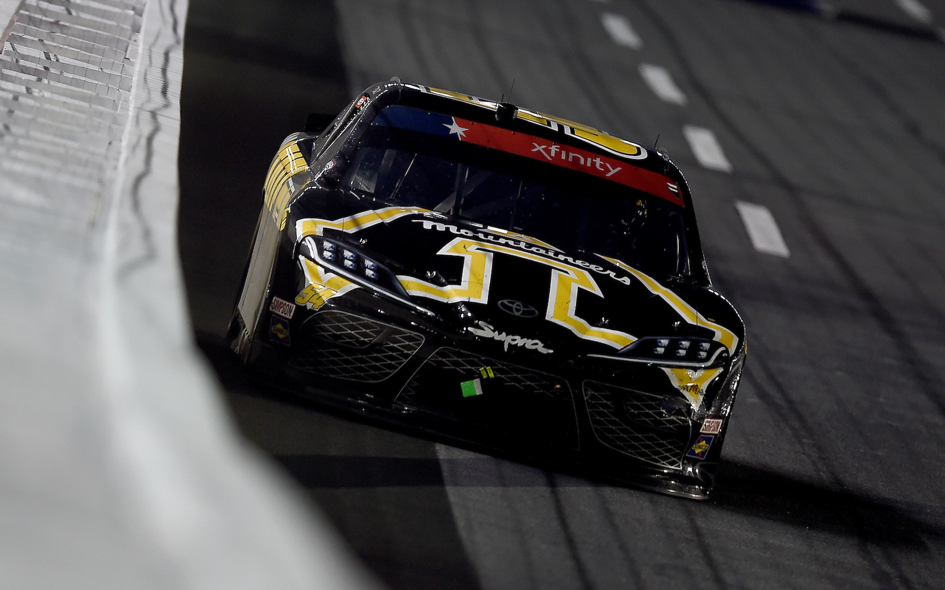 スープラNASCAR仕様