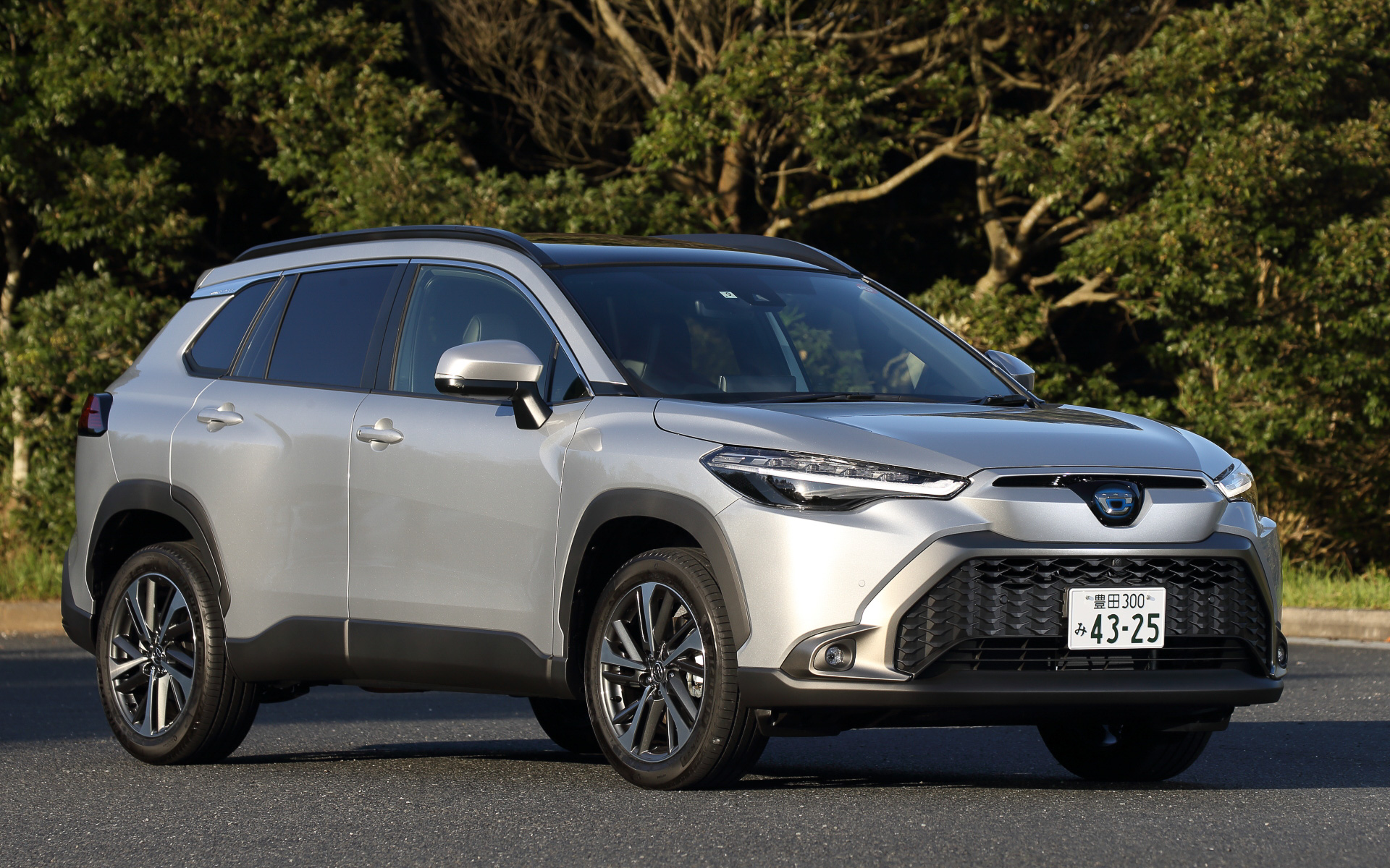 今回試乗した新型「カローラクロス」。写真はハイブリッドモデルの「Z」