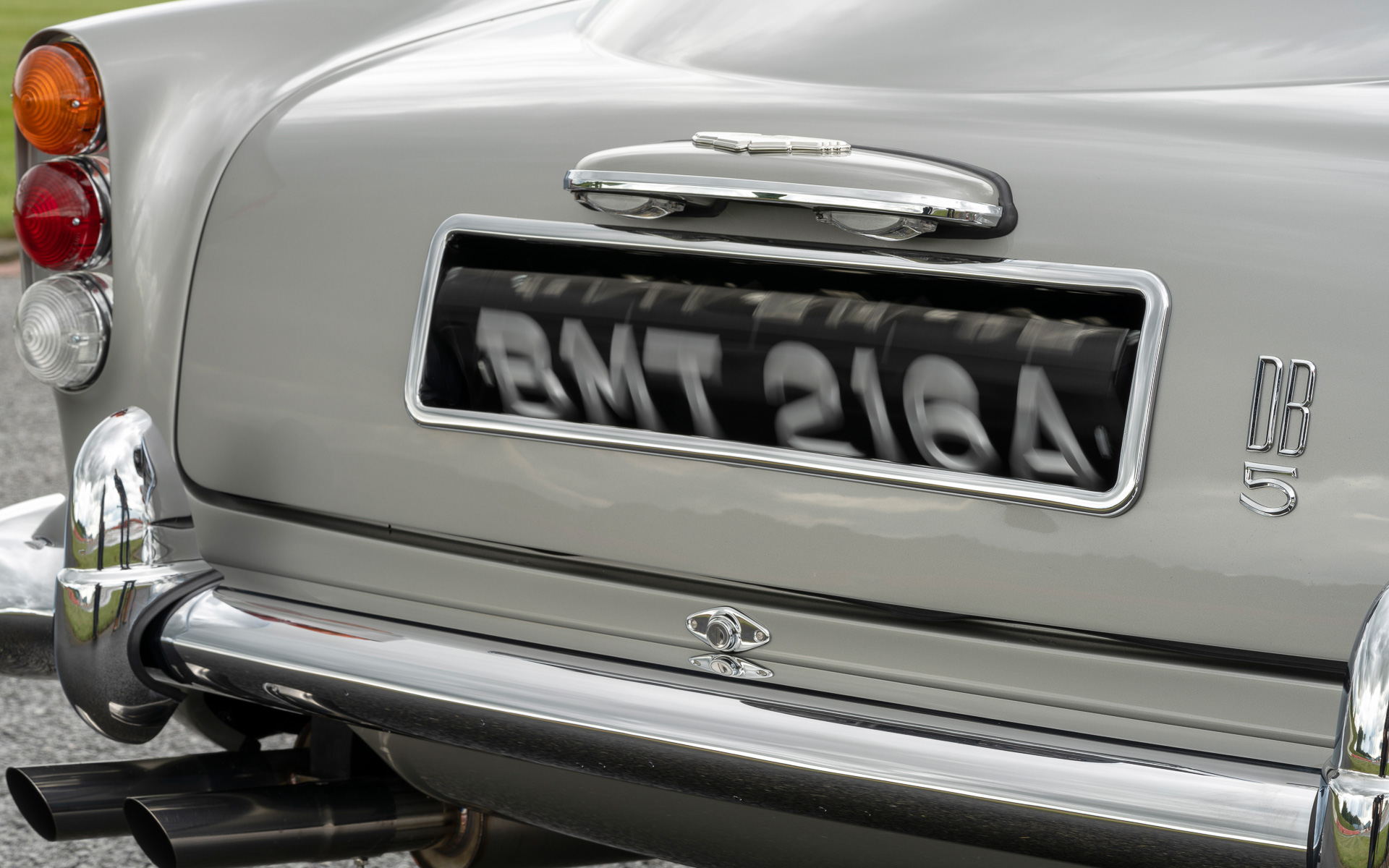 映画と同じギミックを多数搭載