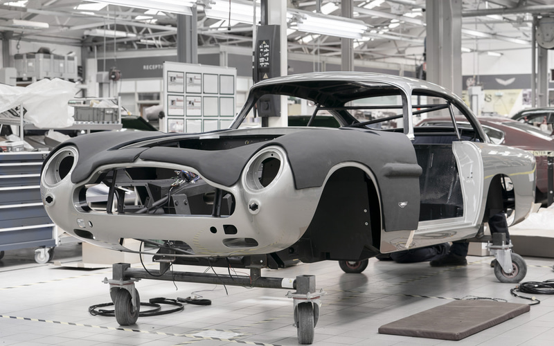 ZF、ジェームズ・ボンドが駆るボンドカー「DB5」のために60年前の5速MT
