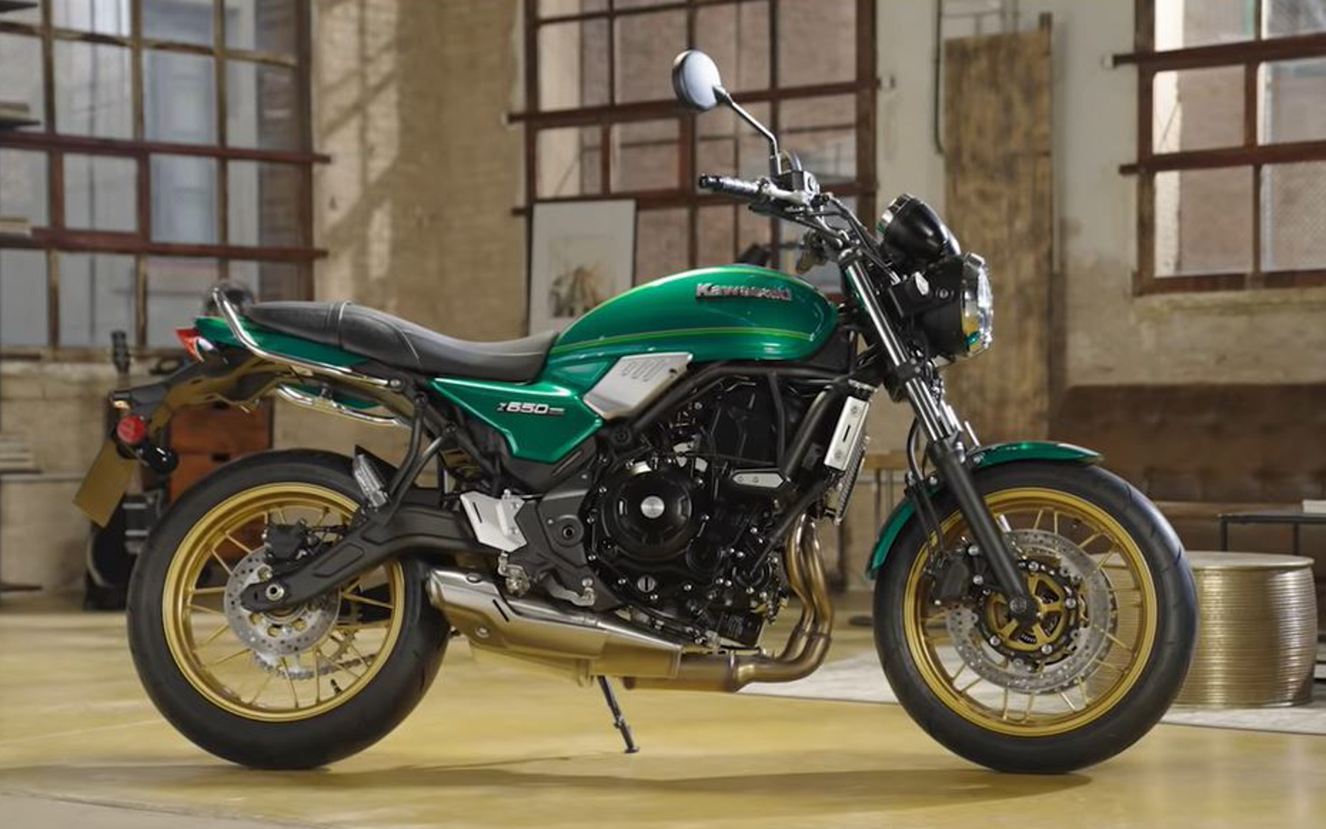 公式YouTubeチャンネルで公開された「Z650RS」