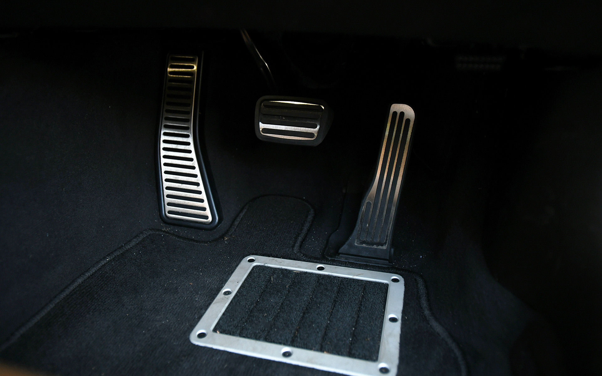 ペダルレイアウト