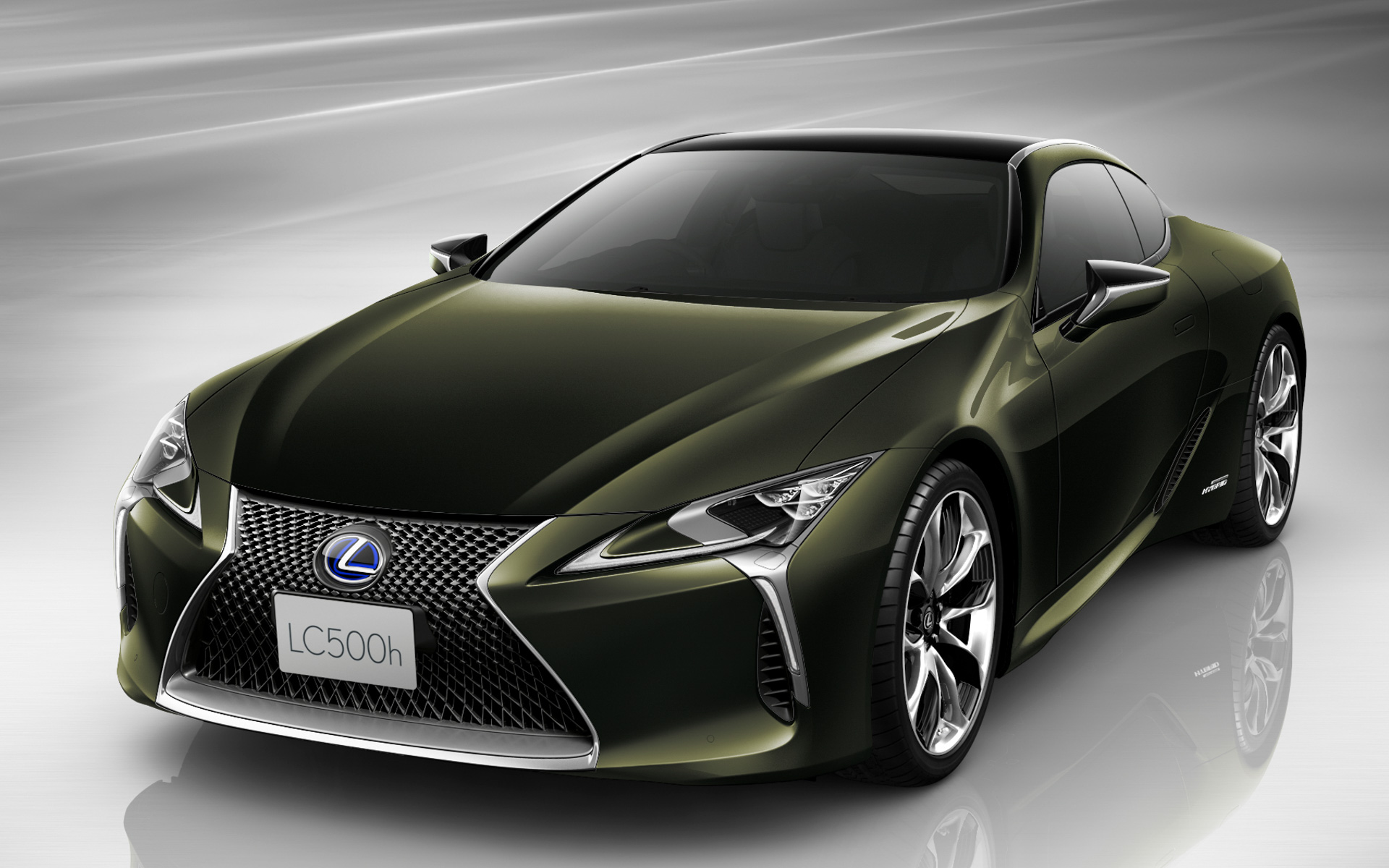 LC500h“L package”（テレーンカーキマイカメタリック）