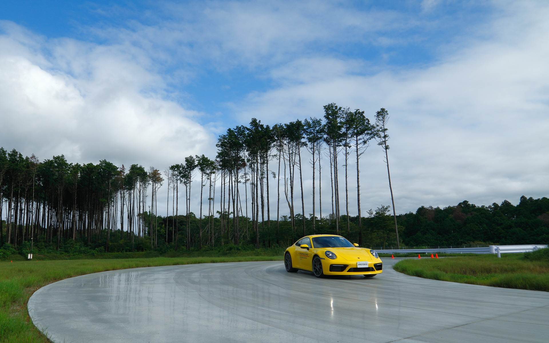 ローフリクションハンドリングトラック