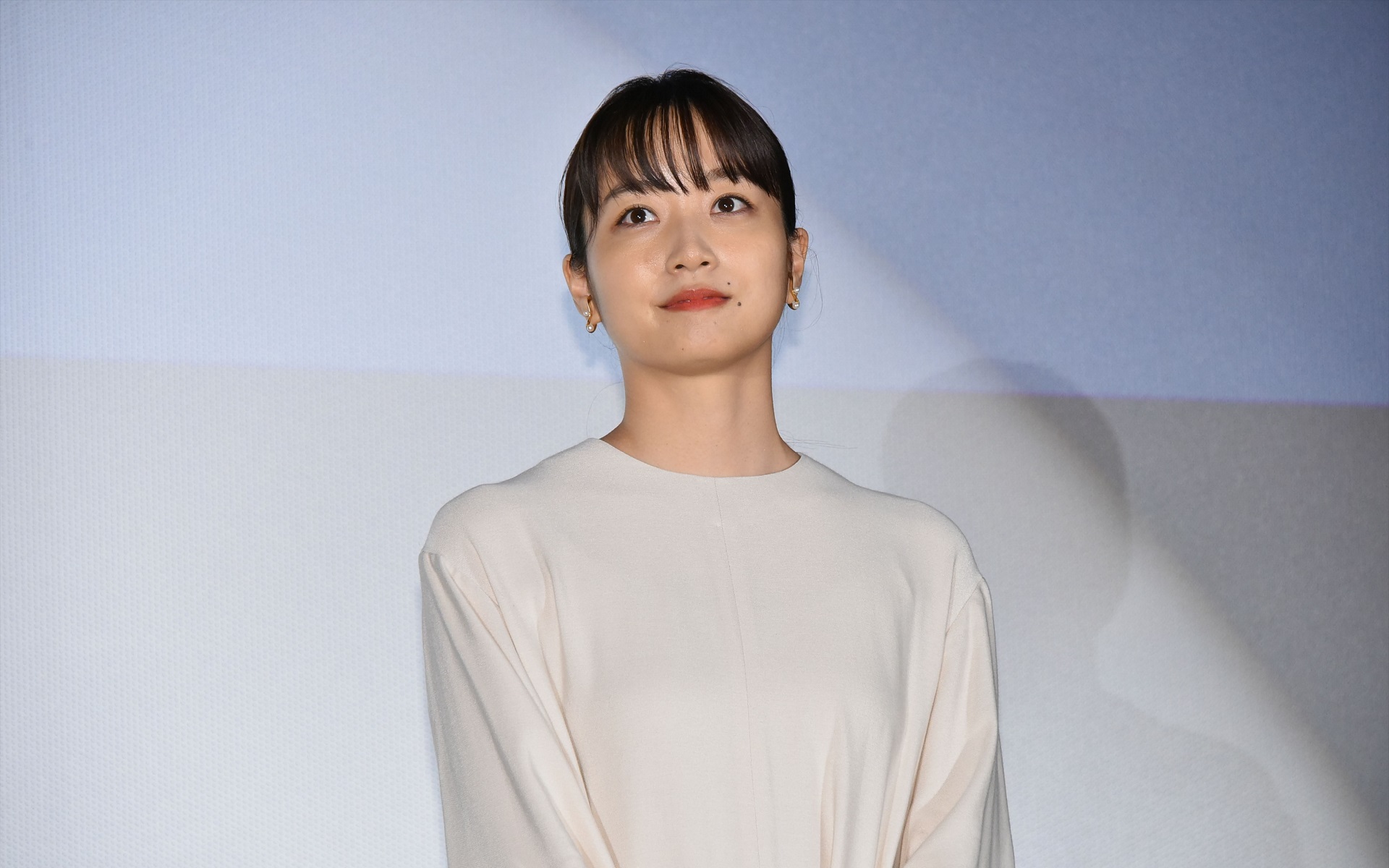 主人公の幼馴染の上地美帆役を演じた深川麻衣さん