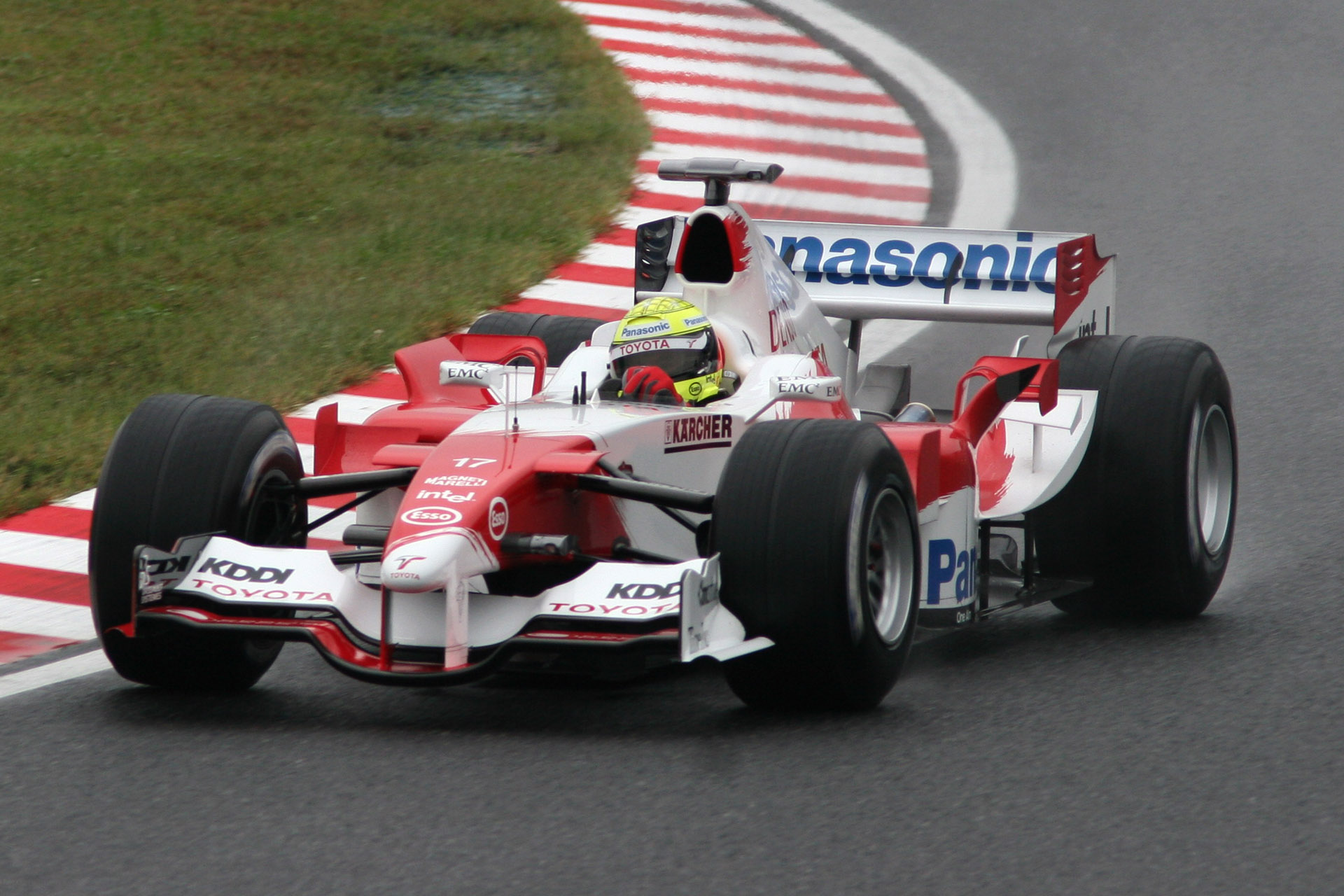 13番目にアタックしポールを獲得したラルフ・シューマッハ