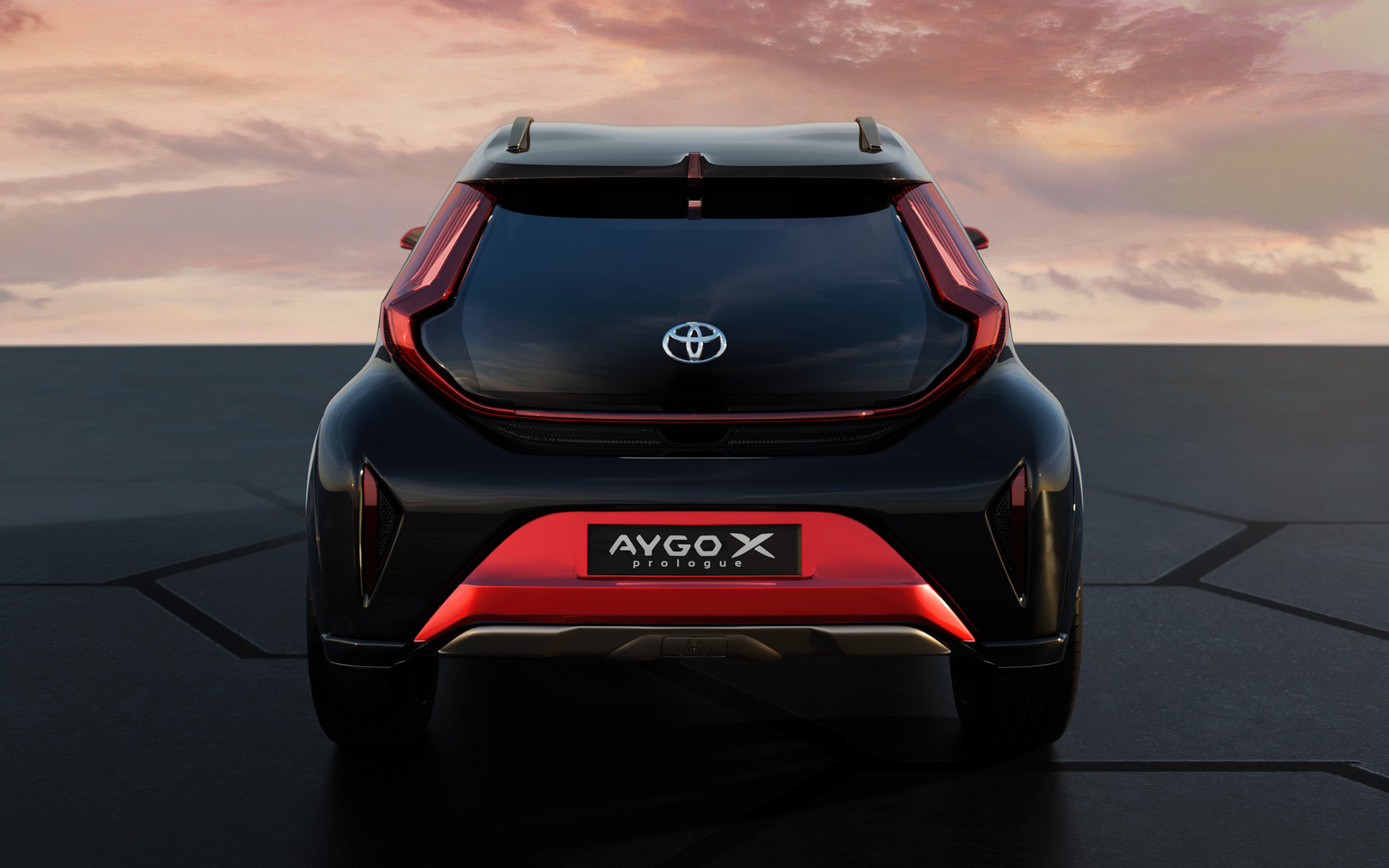 写真は3月に公開された「アイゴ クロス プロローグ」