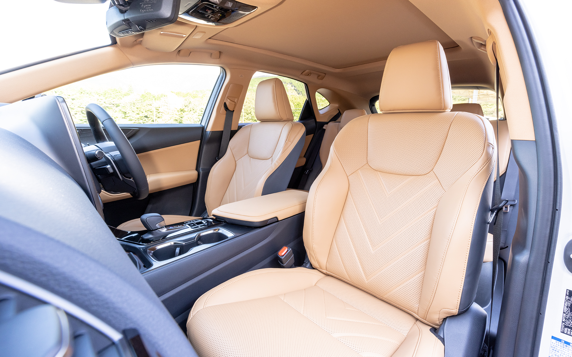 ゆったりとしたフロントシート