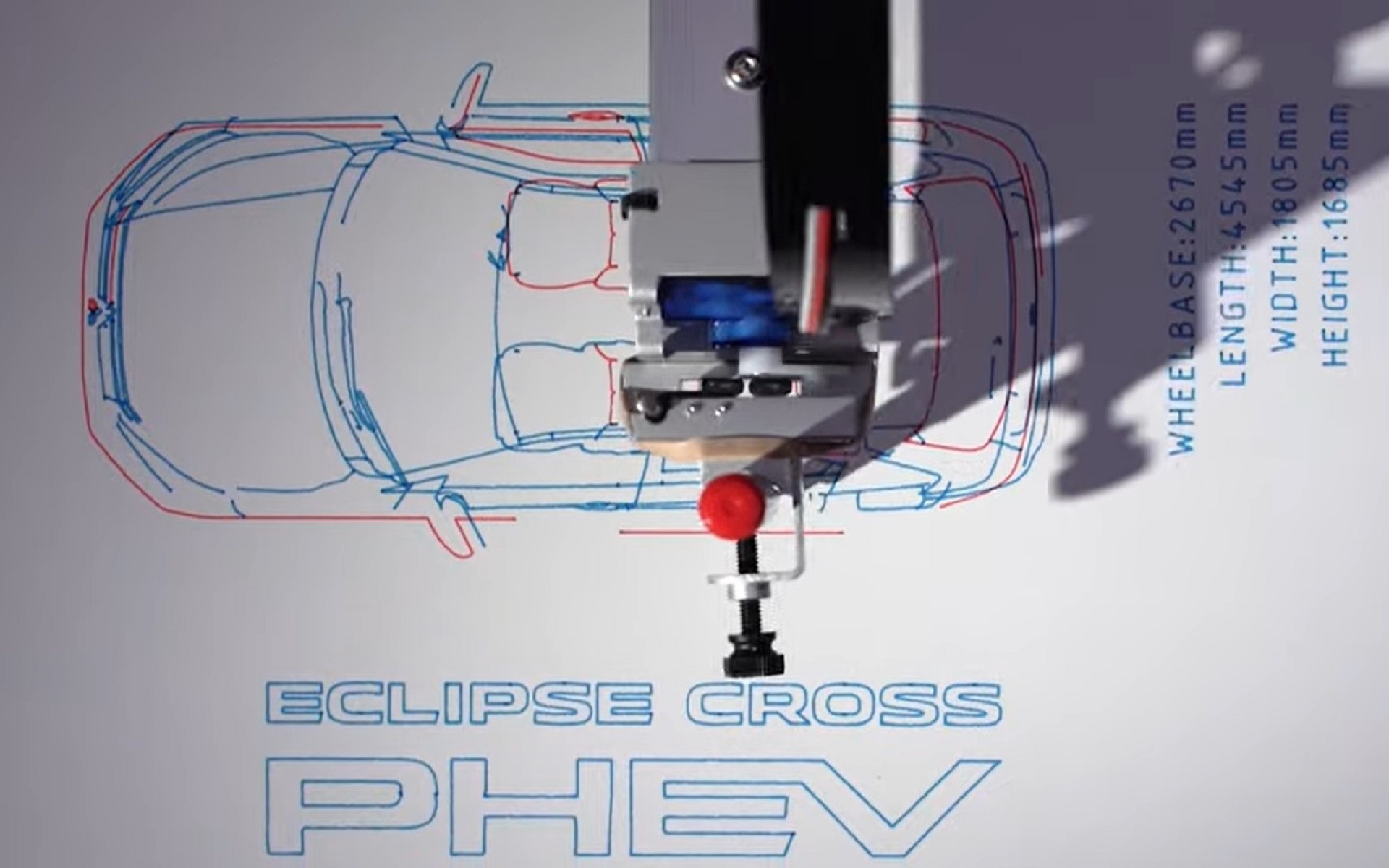 動画ではエクリプス クロスPHEVの機能などを紹介