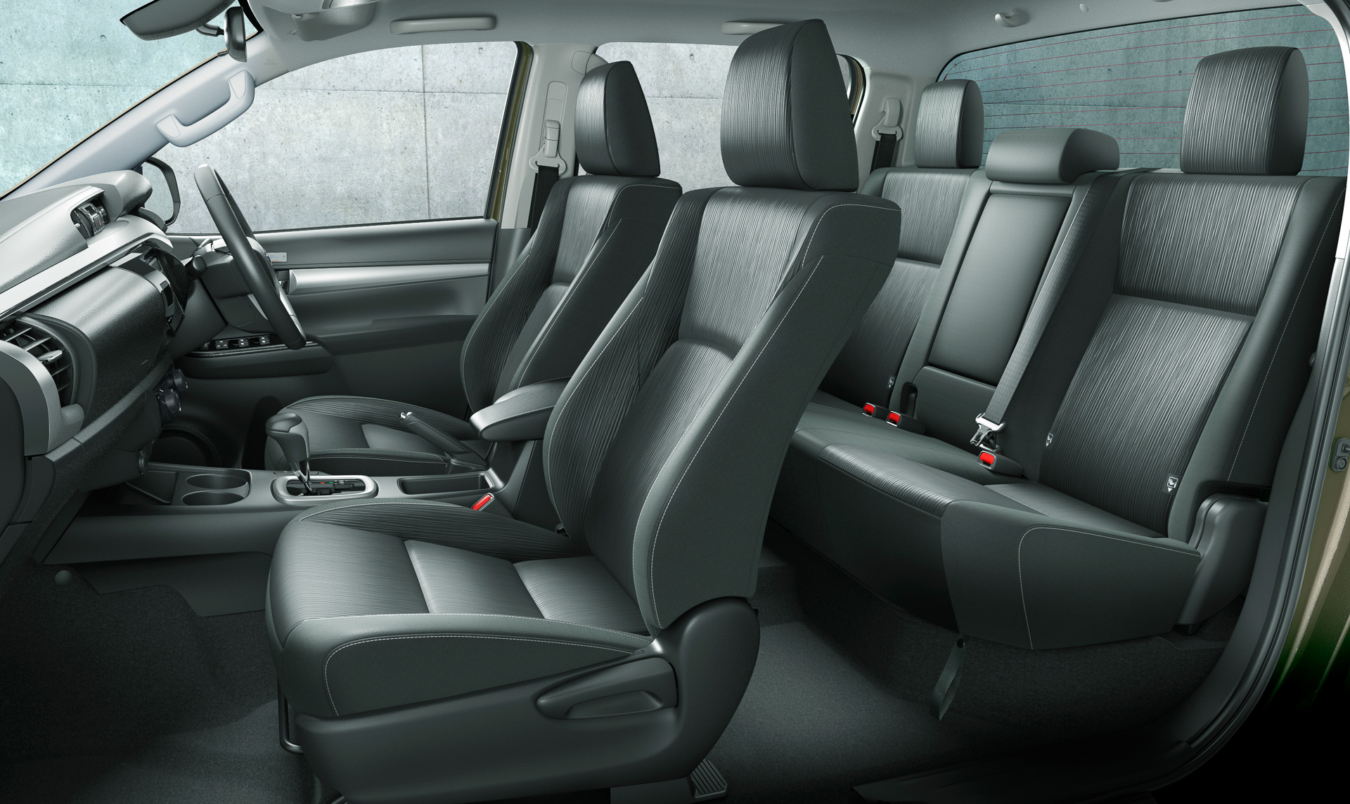 ハイラックス Z（内装色：ブラック）