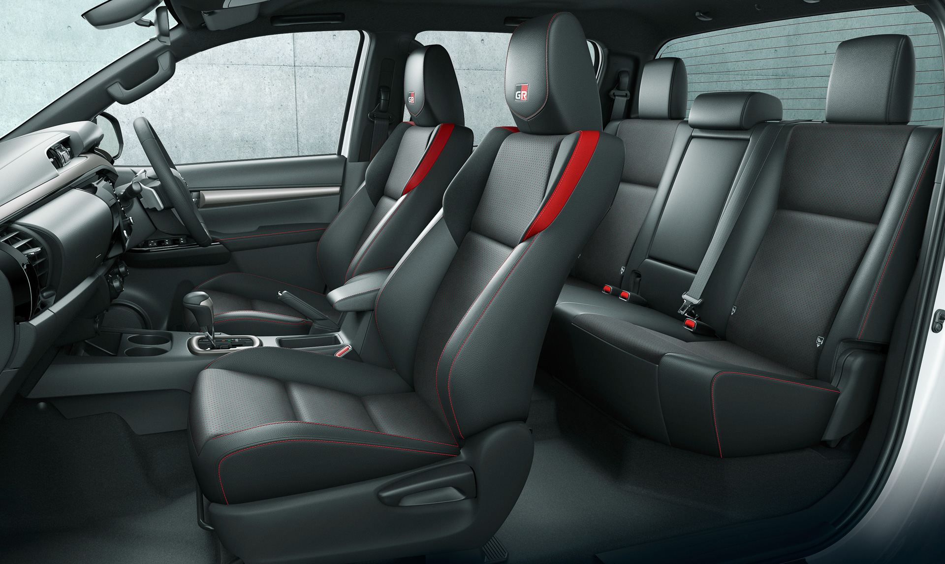 ハイラックス Z“GR SPORT”のインテリア