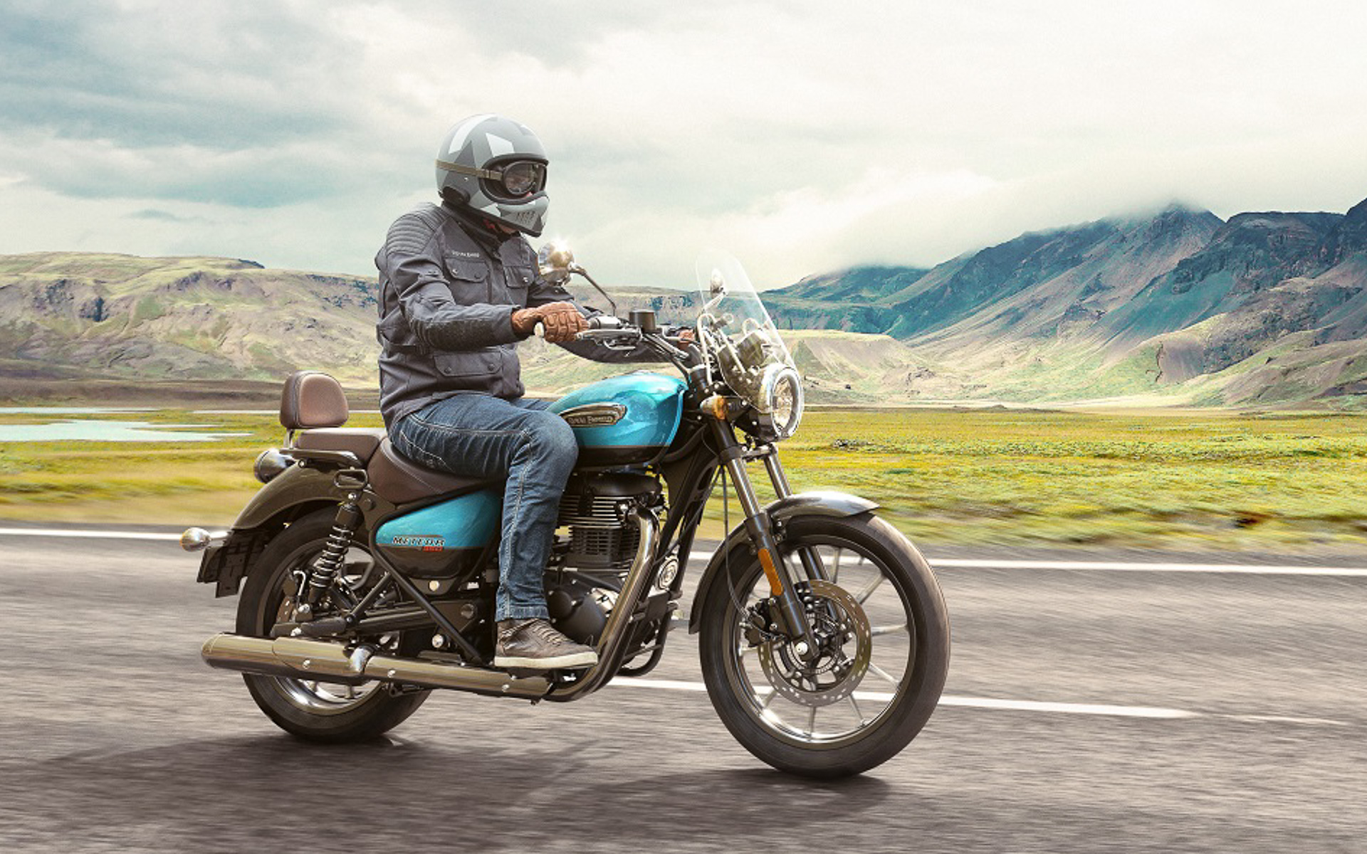 Meteor 350 スーパーノヴァ