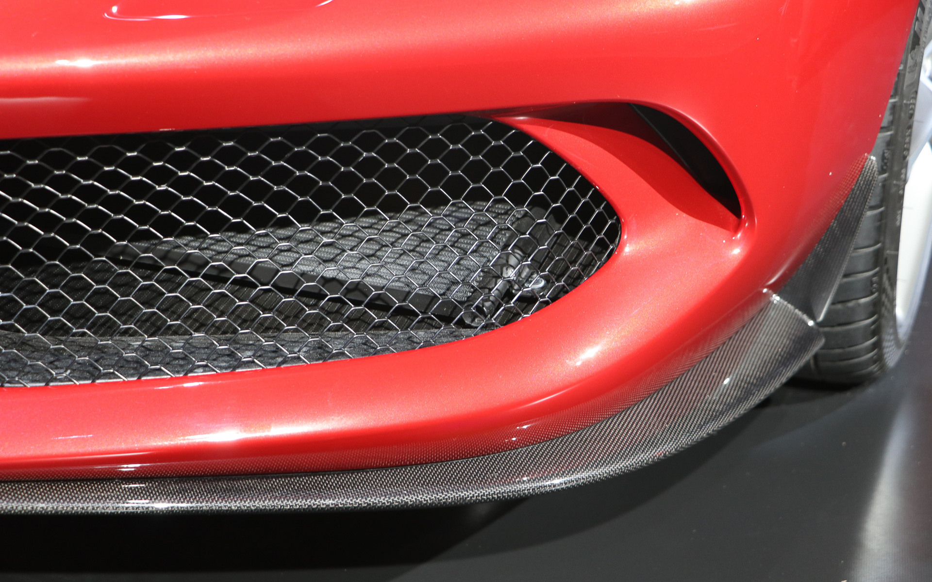 フロントパンパー内のラジエター