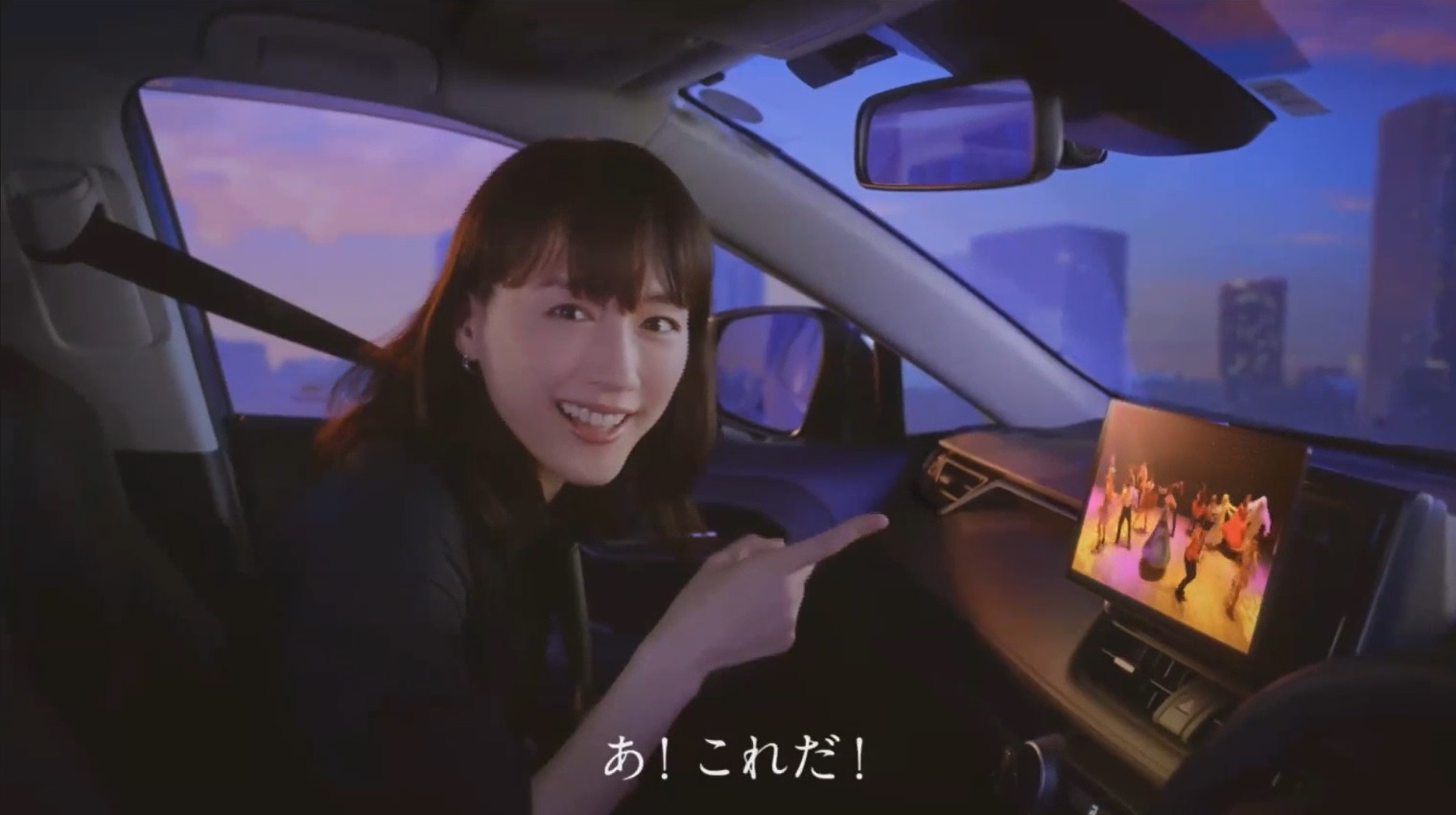 2021年モデルのストラーダもキービジュアルは女優の綾瀬はるかさんが務める