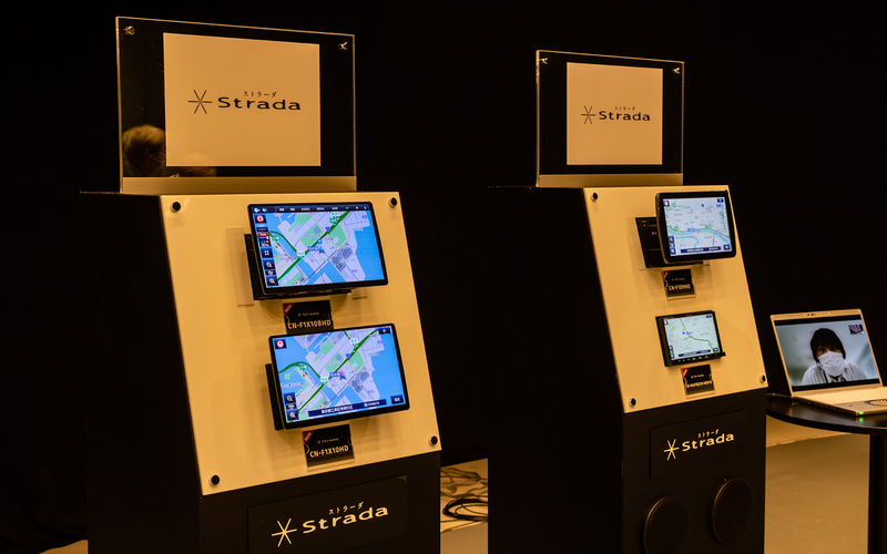 Panasonicパナソニック strada ストラーダ 品番CN-F1X10BHD カーナビ