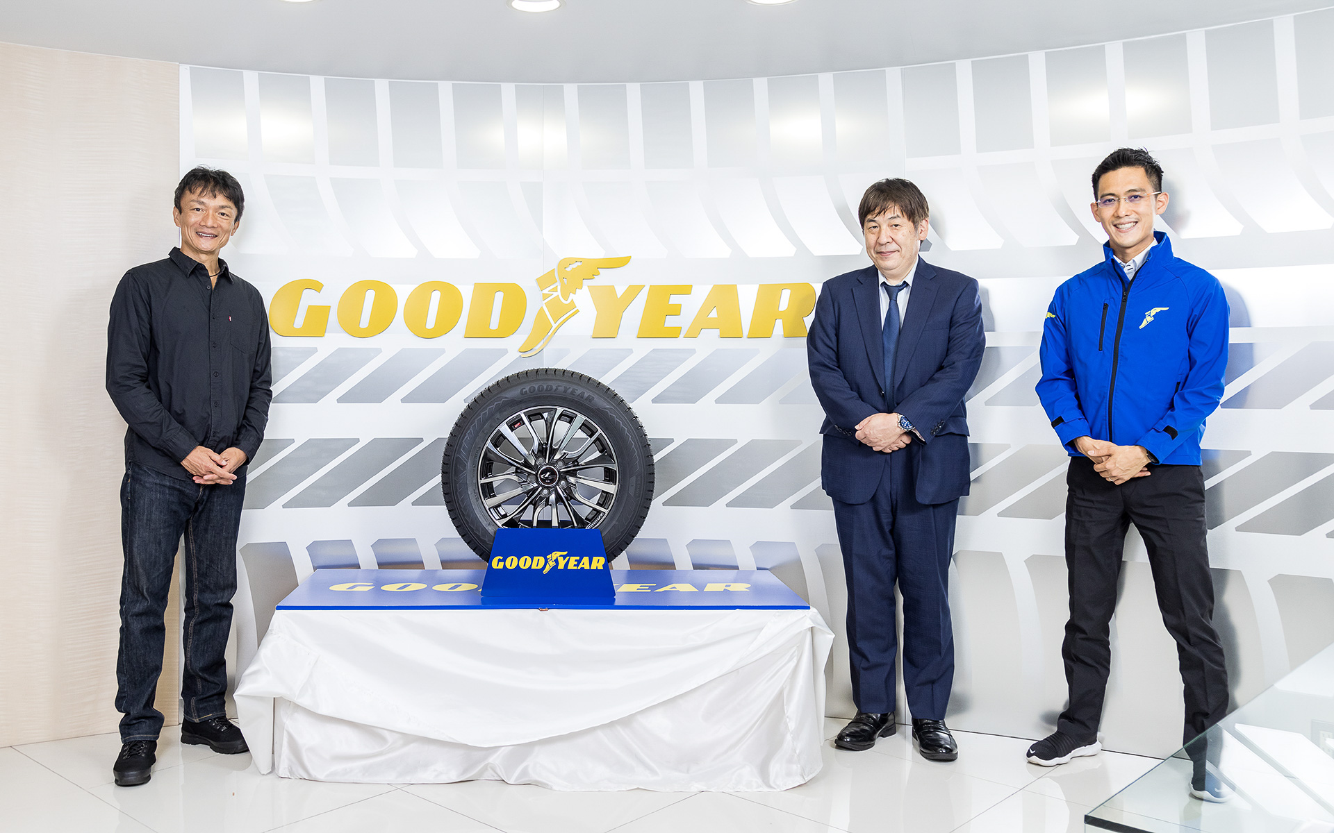 モータージャーナリストの岡本幸一郎氏がグッドイヤーの最新スタッドレス「ICE NAVI 8（アイスナビ エイト）」の魅力をレポート