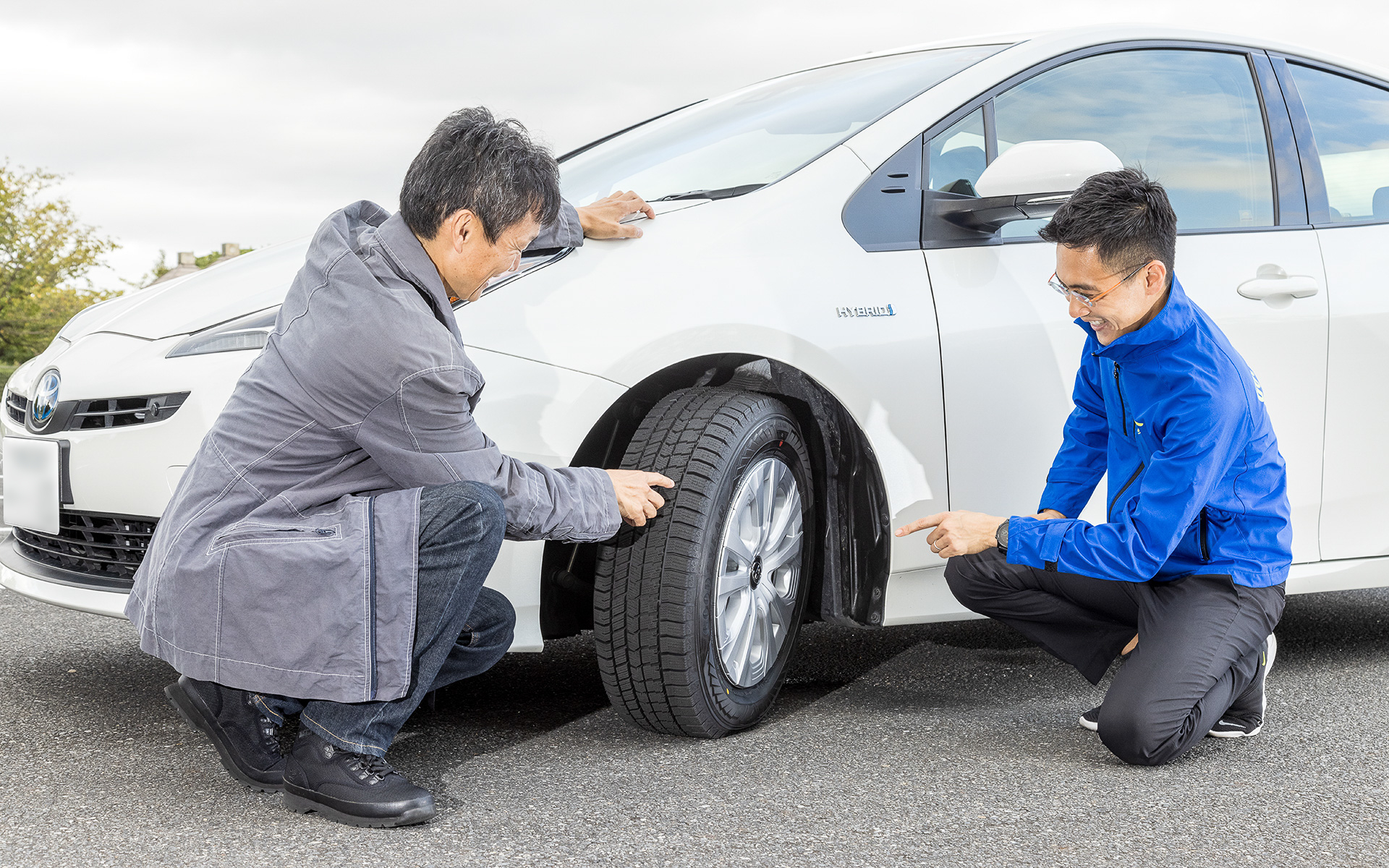シニアテストドライバー兼エンジニアの中島氏は「タイヤはリラックスして快適に運転できることが何より重要」と語る