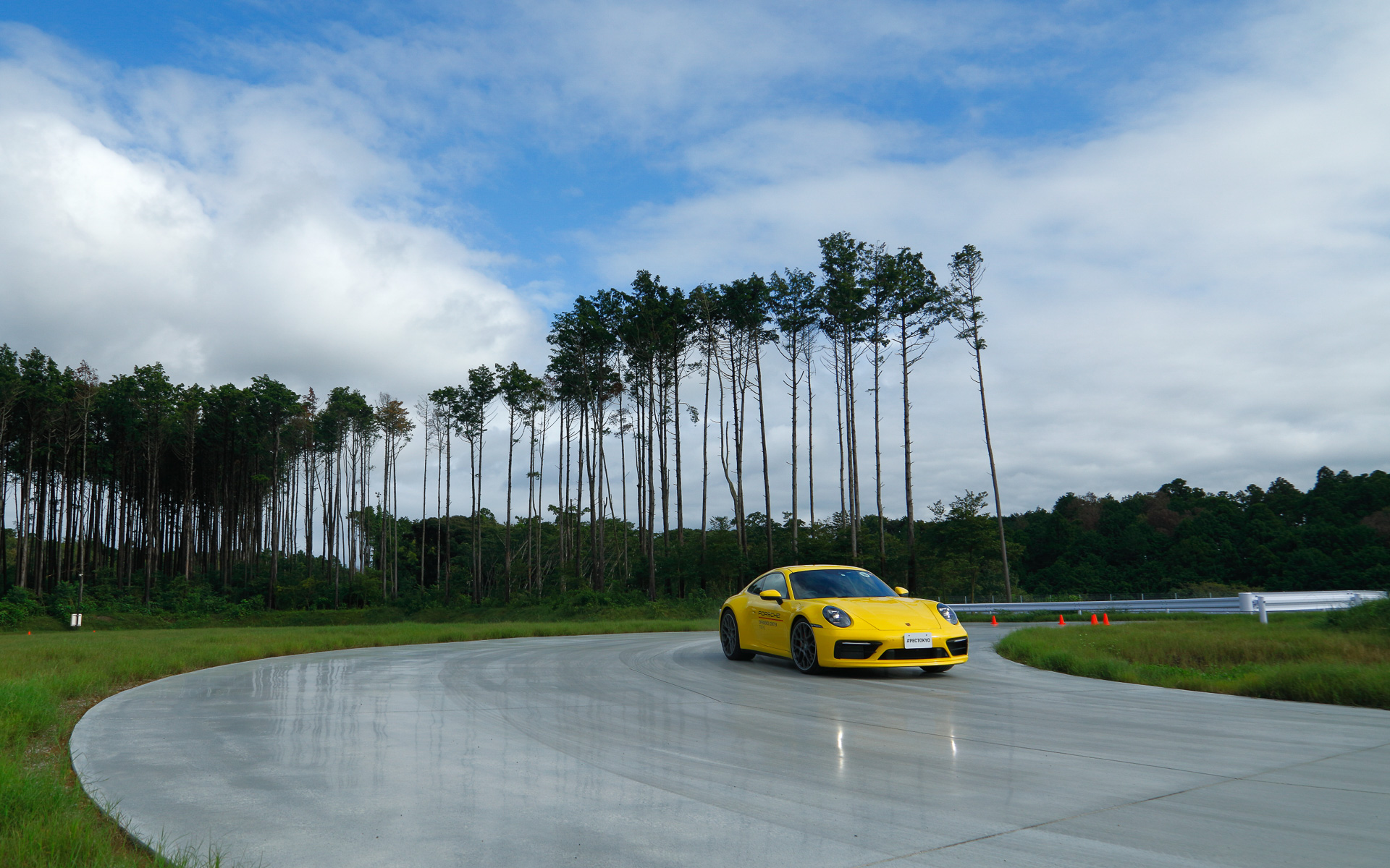 ローフリクションハンドリングトラック