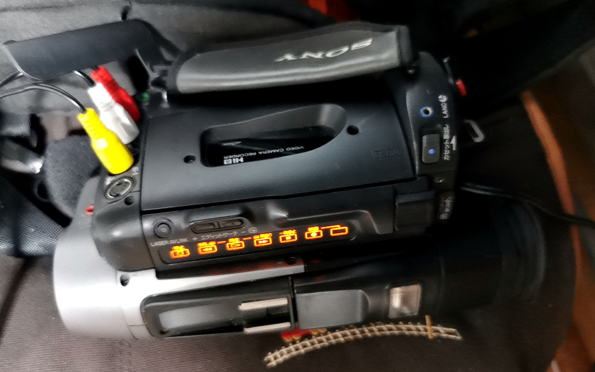 市販のコードでパソコンと接続して動画をデジタル化