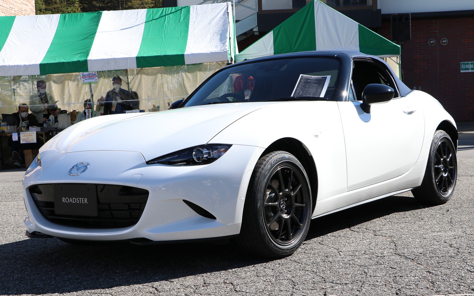 新技術「車両姿勢安定化制御」が採用される新グレード「990S」