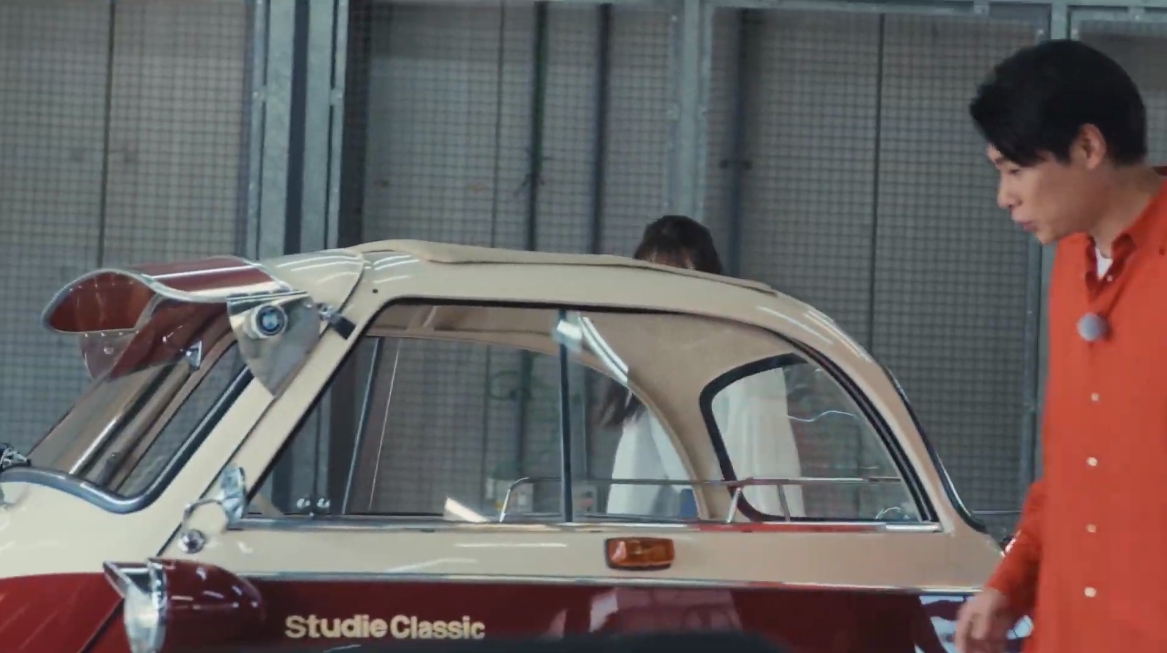 「バブルカー」とも呼ばれた「イセッタ」の姿に、吉村さんと岡副さんの2人は「かわいい」と連発