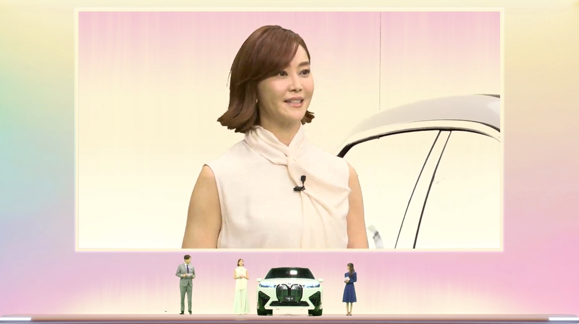 iXを運転していたのはゲストの観月ありささん