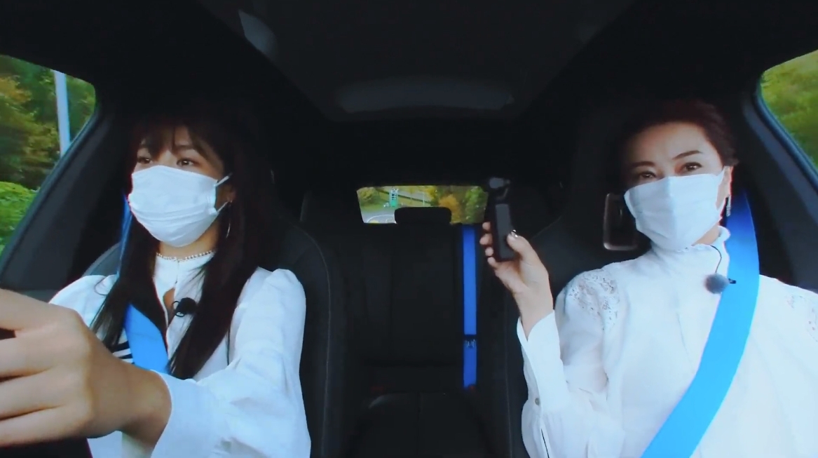 斜度の強い上り坂でもスムーズにぐいぐいと走り抜けていく