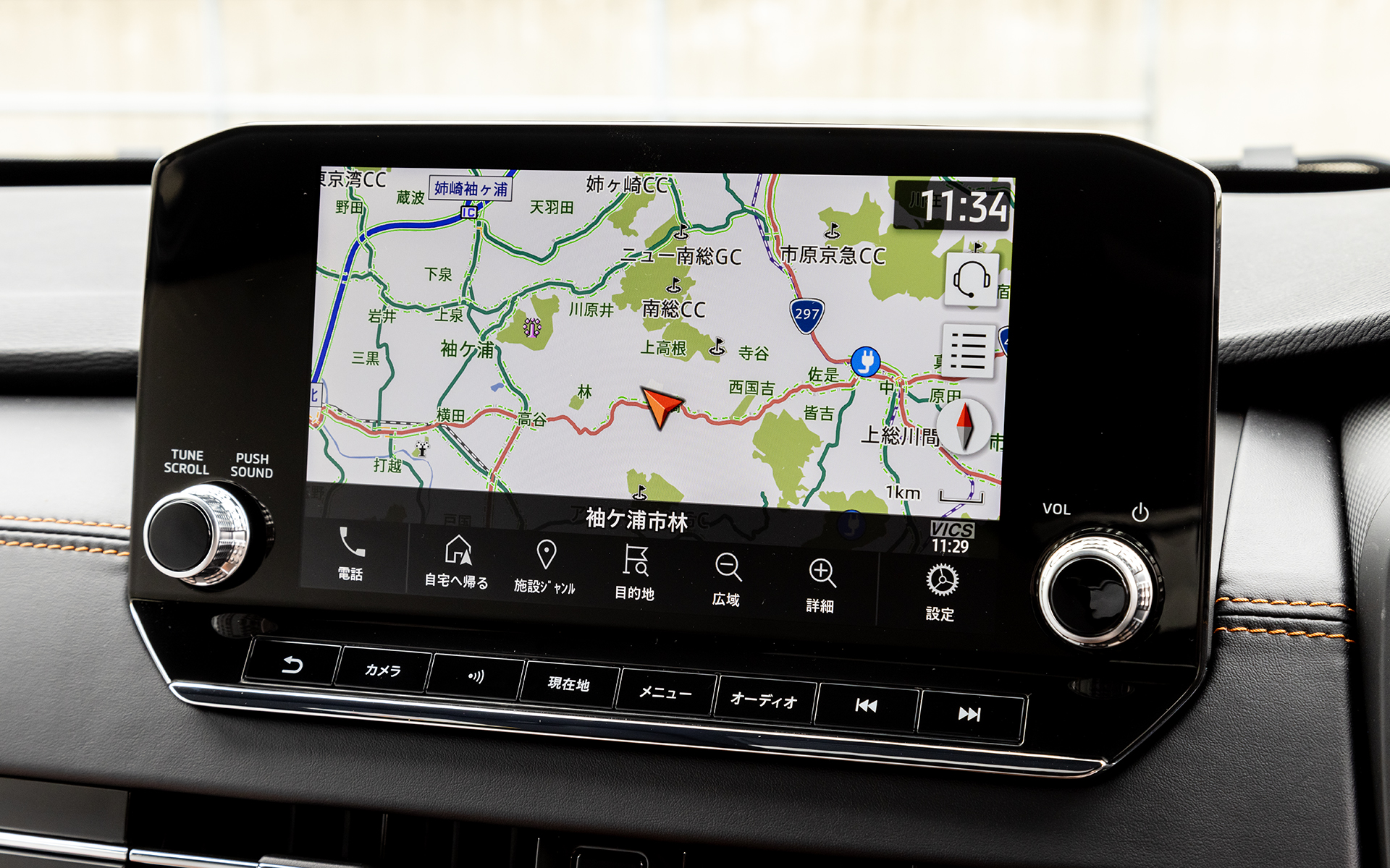 9インチWVGA（800×480ピクセル）ディスプレイを備えたスマートフォン連携ナビゲーションが全車に標準装備