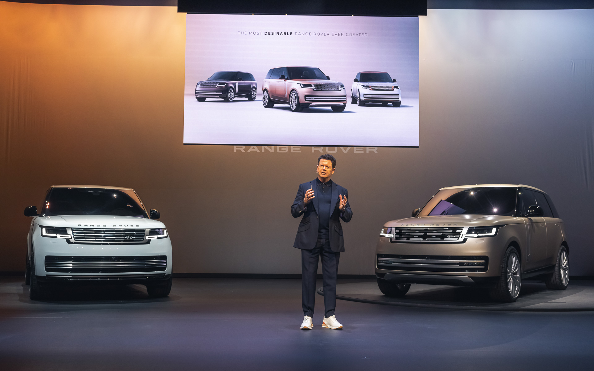 チーフ・クリエイティブ・オフィサーであるプロフェッサー・ジェリー・マクガバンOBE