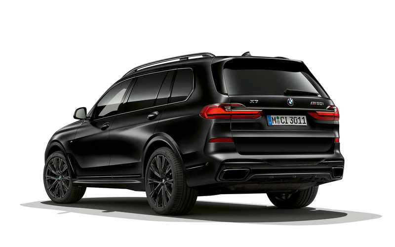 BMW、「X7」40台限定車「Edition in Frozen Black Metallic」 内外装を
