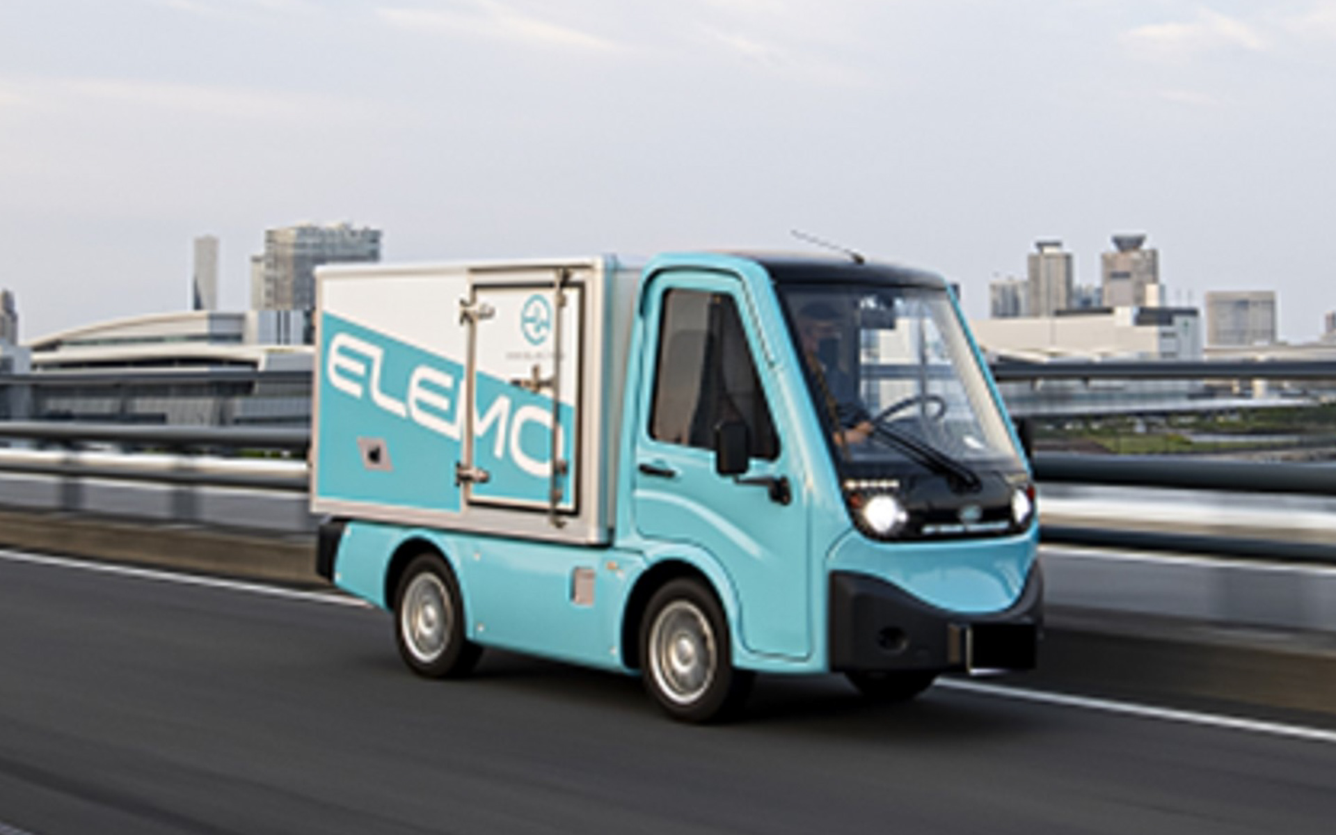 小型EV商用車エレモ
