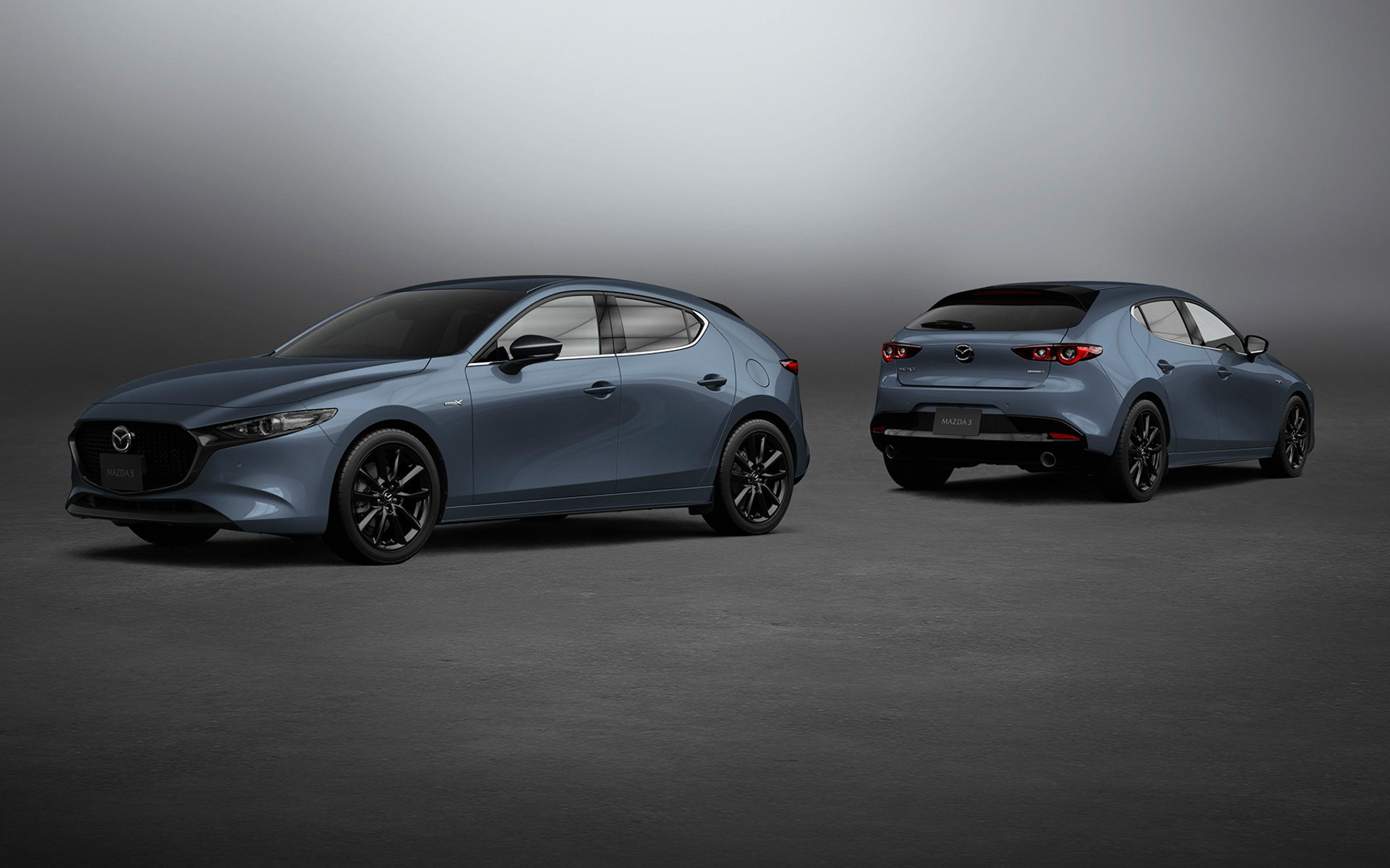 MAZDA3 FASTBACK Black Tone Edition